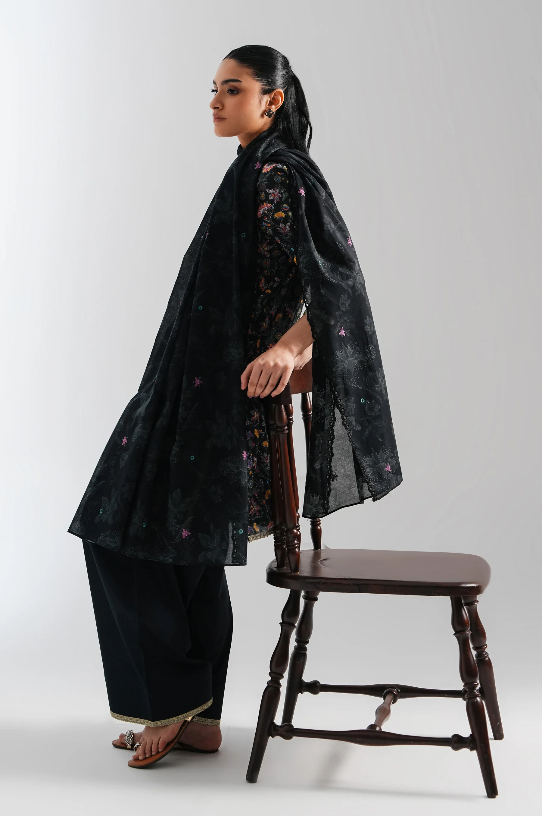 UNSTITCHED PRINTED SUIT - Image 6