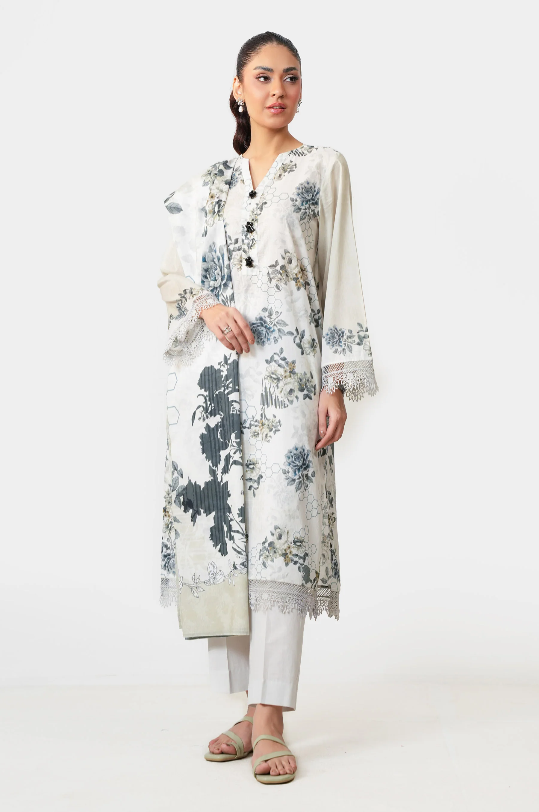 UNSTITCHED PRINTED SUIT - Image 2