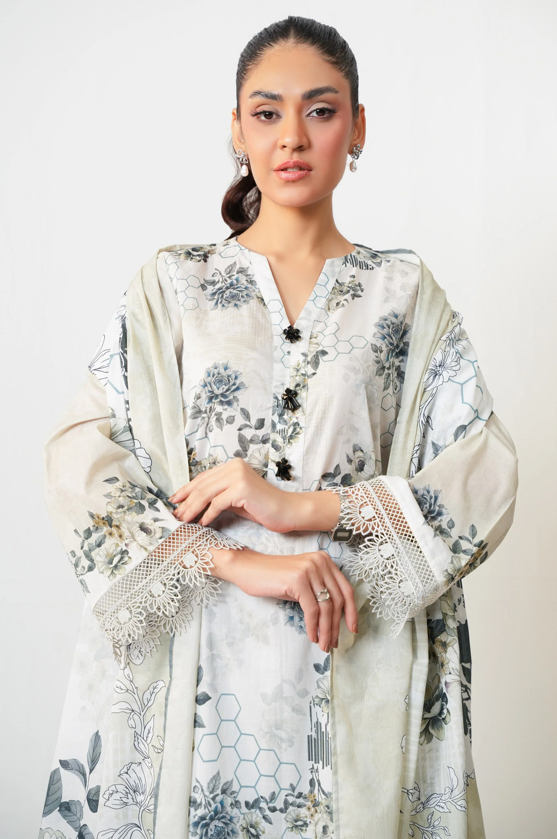 UNSTITCHED PRINTED SUIT - Image 6