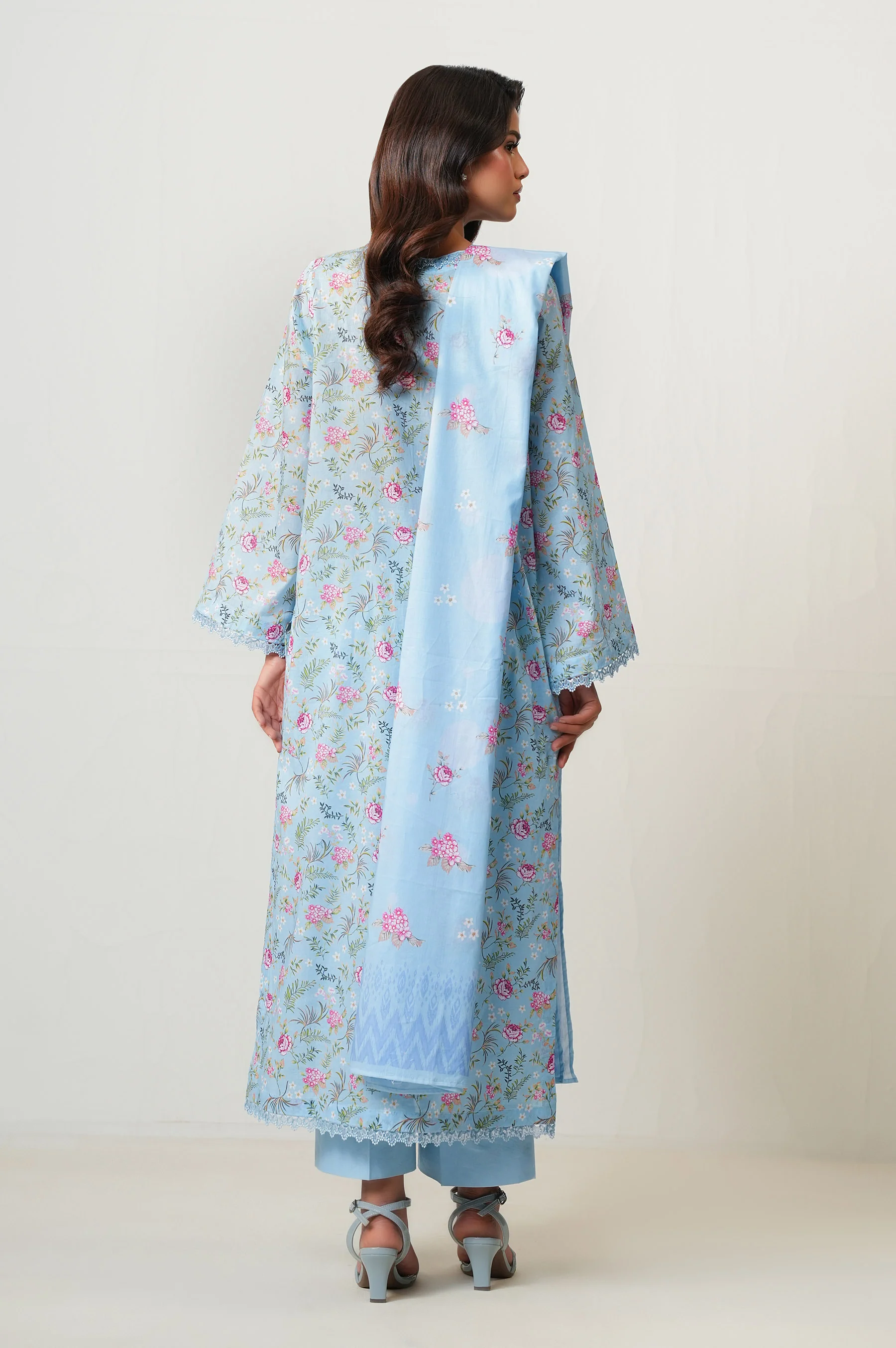 UNSTITCHED PRINTED SUIT - Image 4