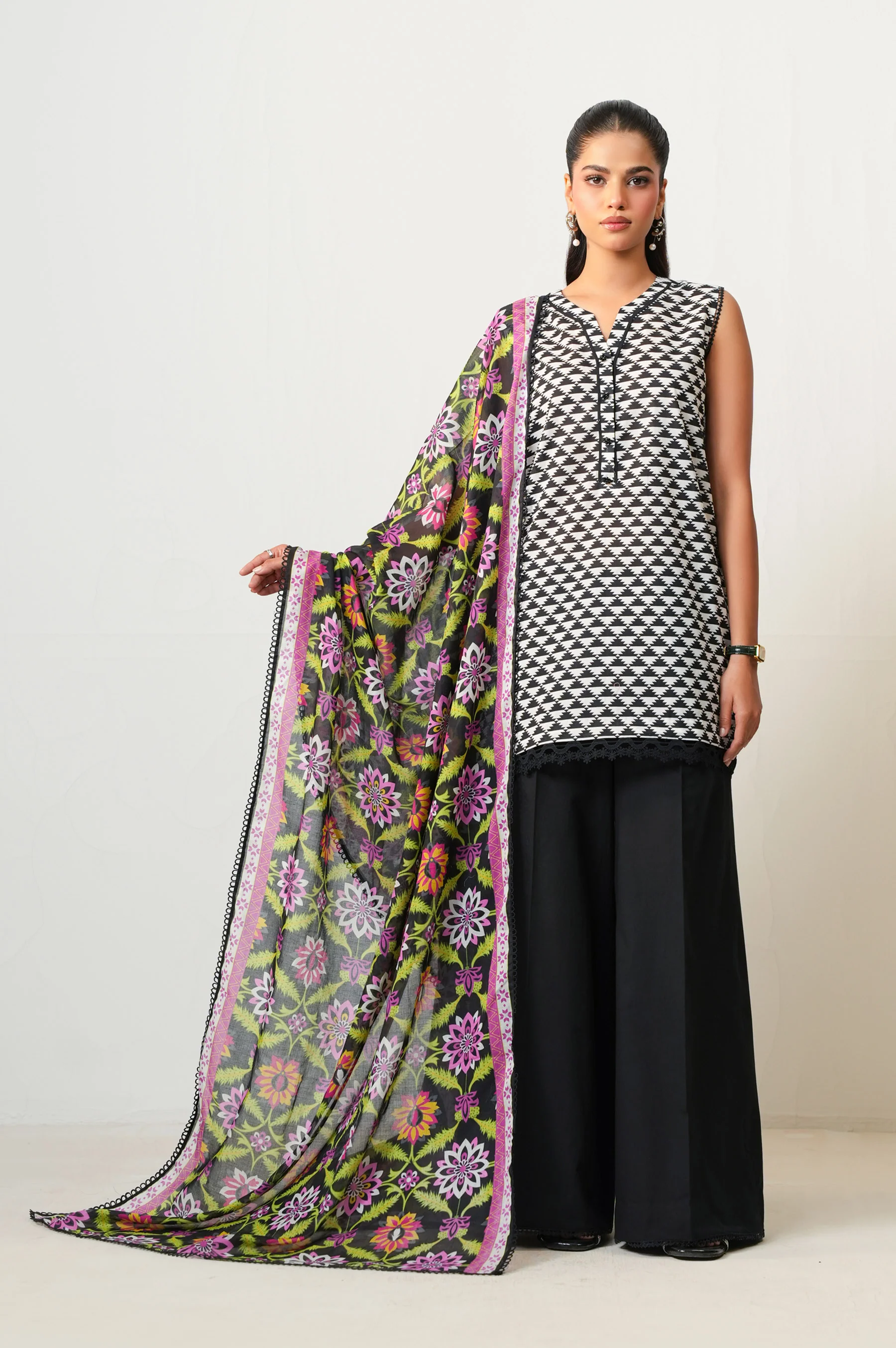 Unstitched 3 Piece Digital Printed Lawn Suit - Image 6
