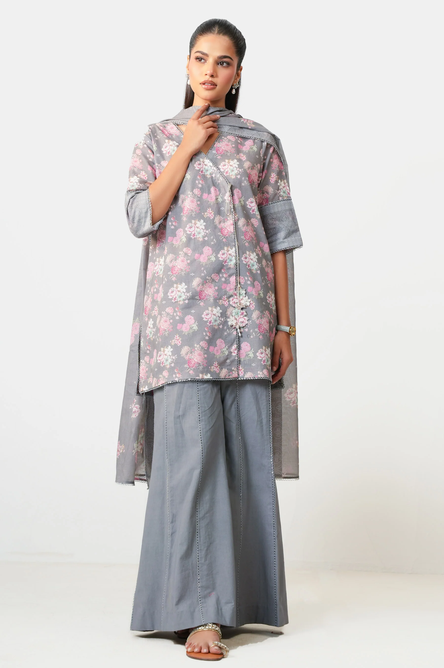 UNSTITCHED PRINTED SUIT - Image 6