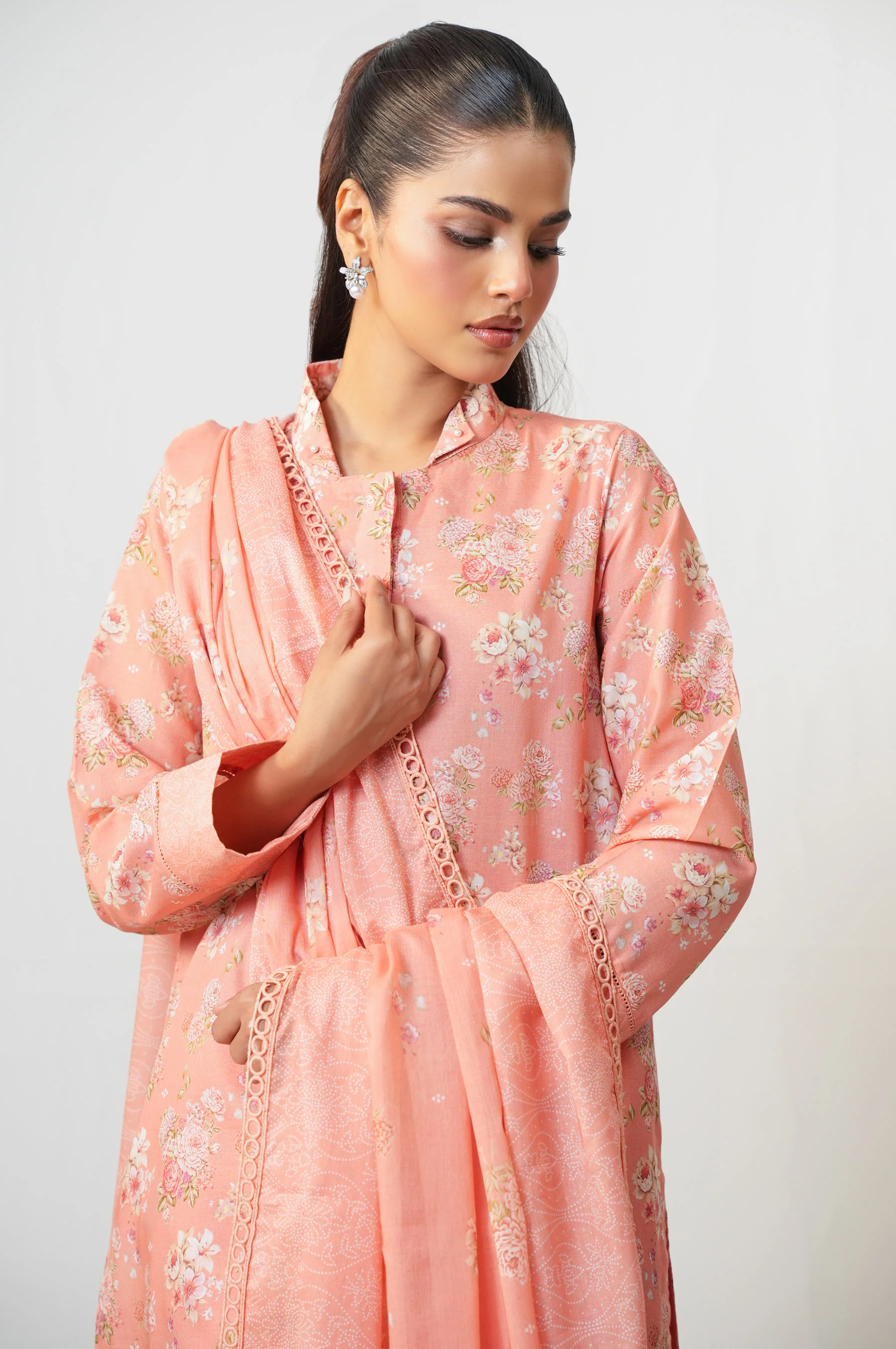 UNSTITCHED PRINTED SUIT - Image 2