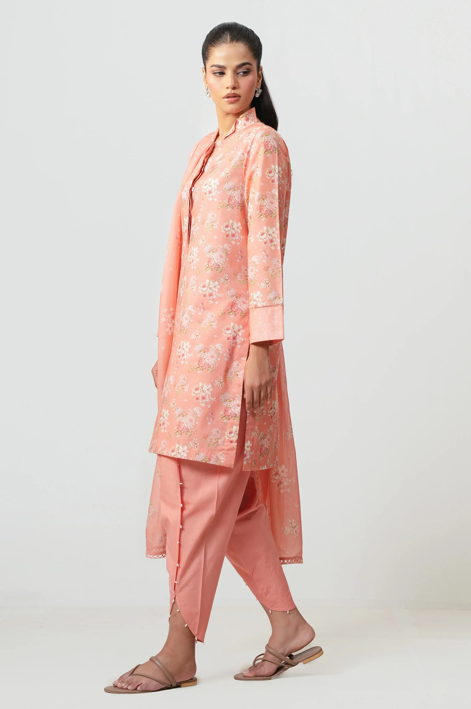 UNSTITCHED PRINTED SUIT - Image 3