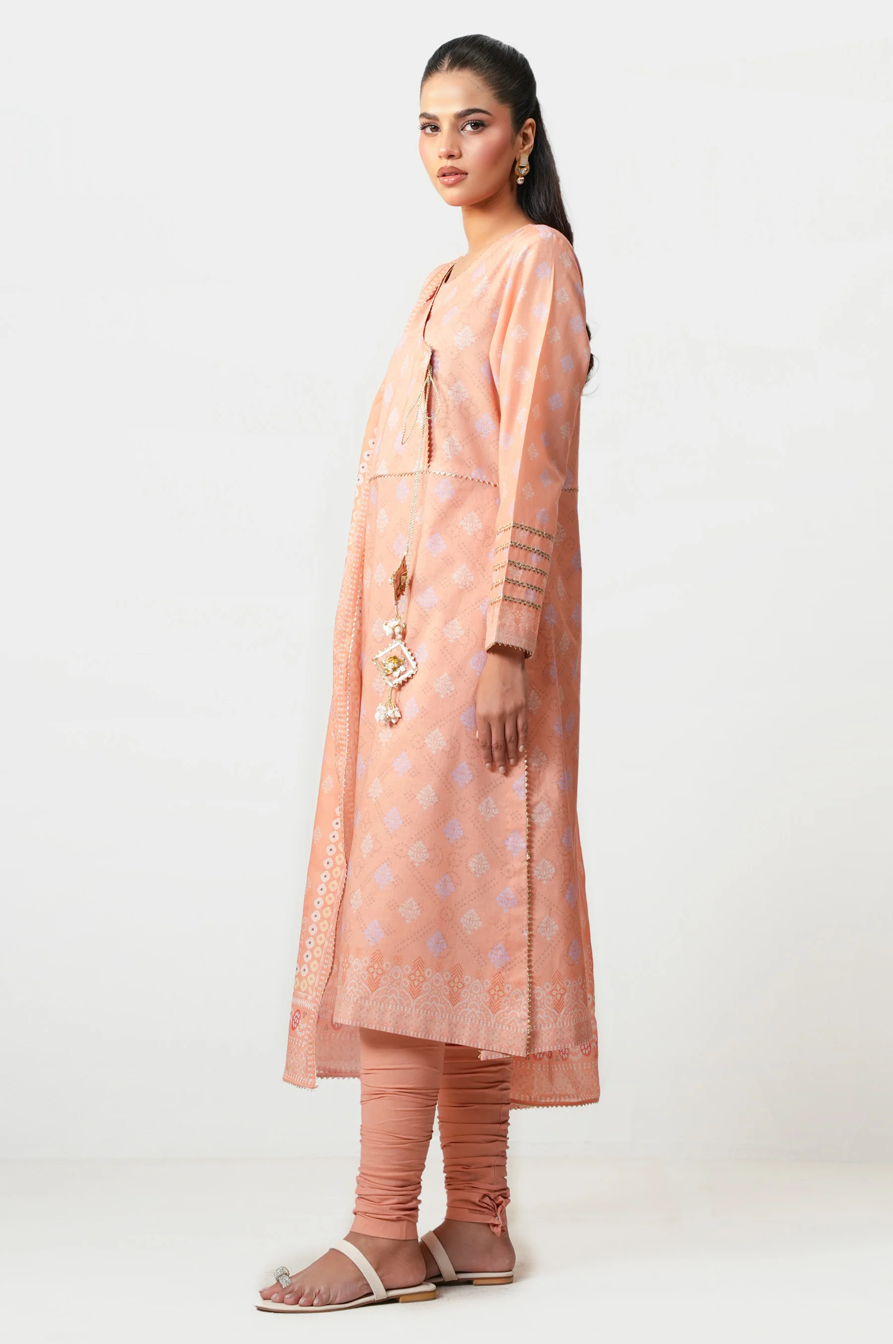 UNSTITCHED PRINTED SUIT - Image 3