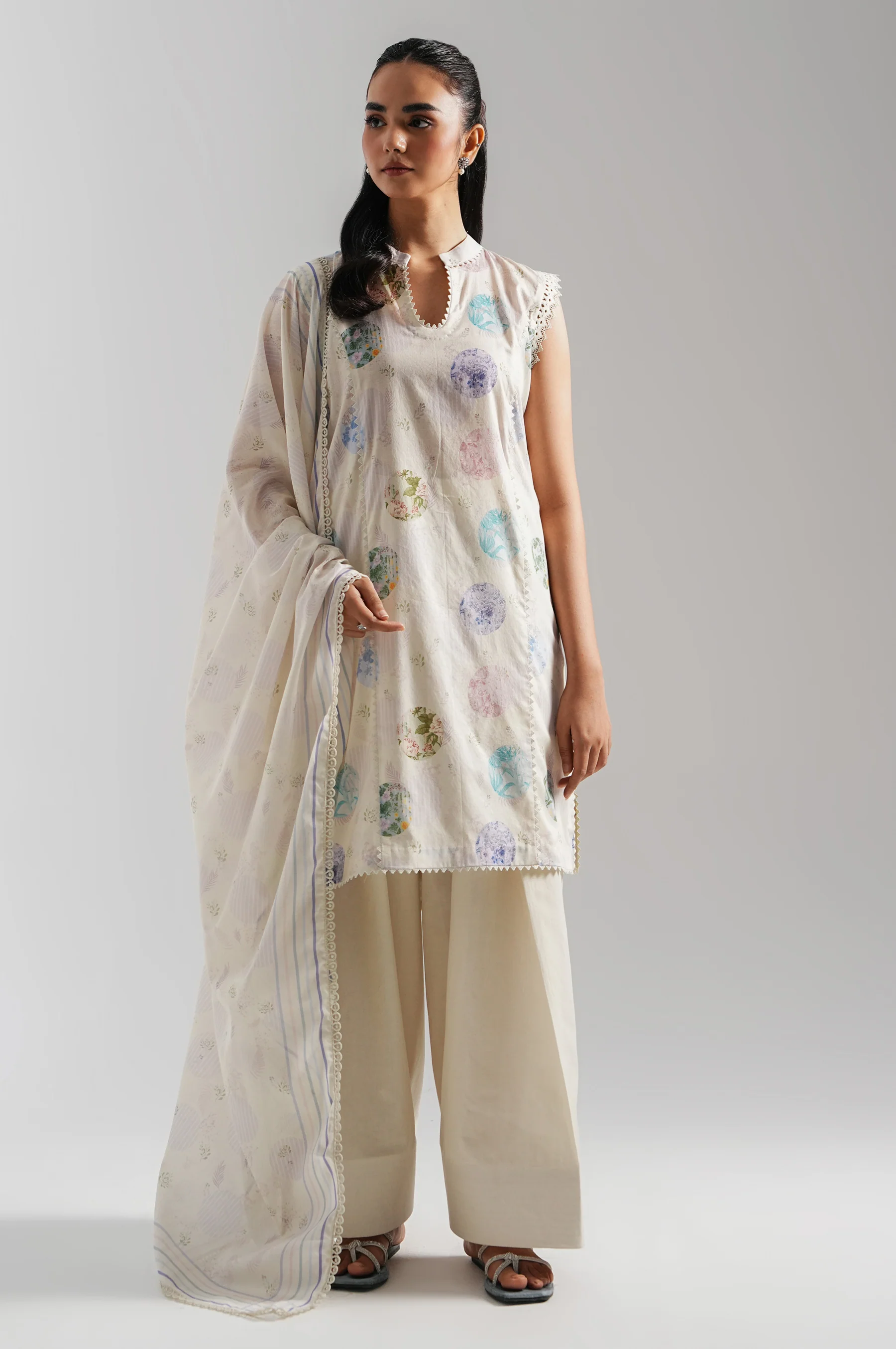 UNSTITCHED PRINTED SUIT