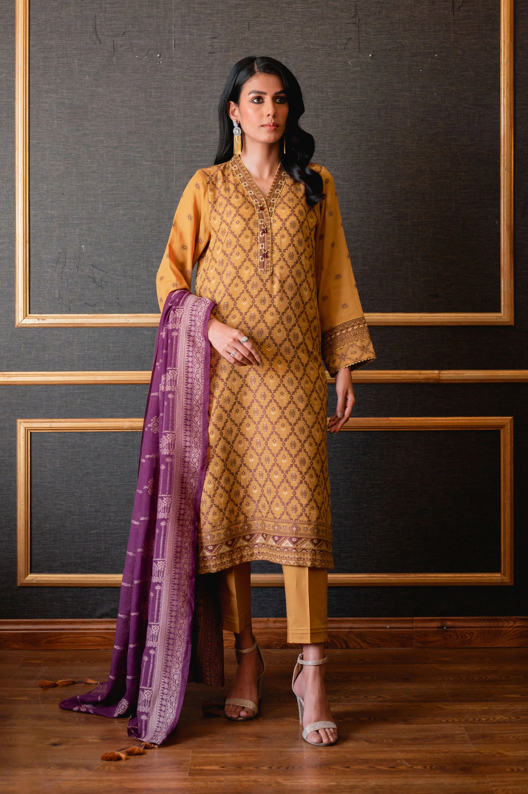 Unstitched 3 Piece Dyed Jacquard Suit