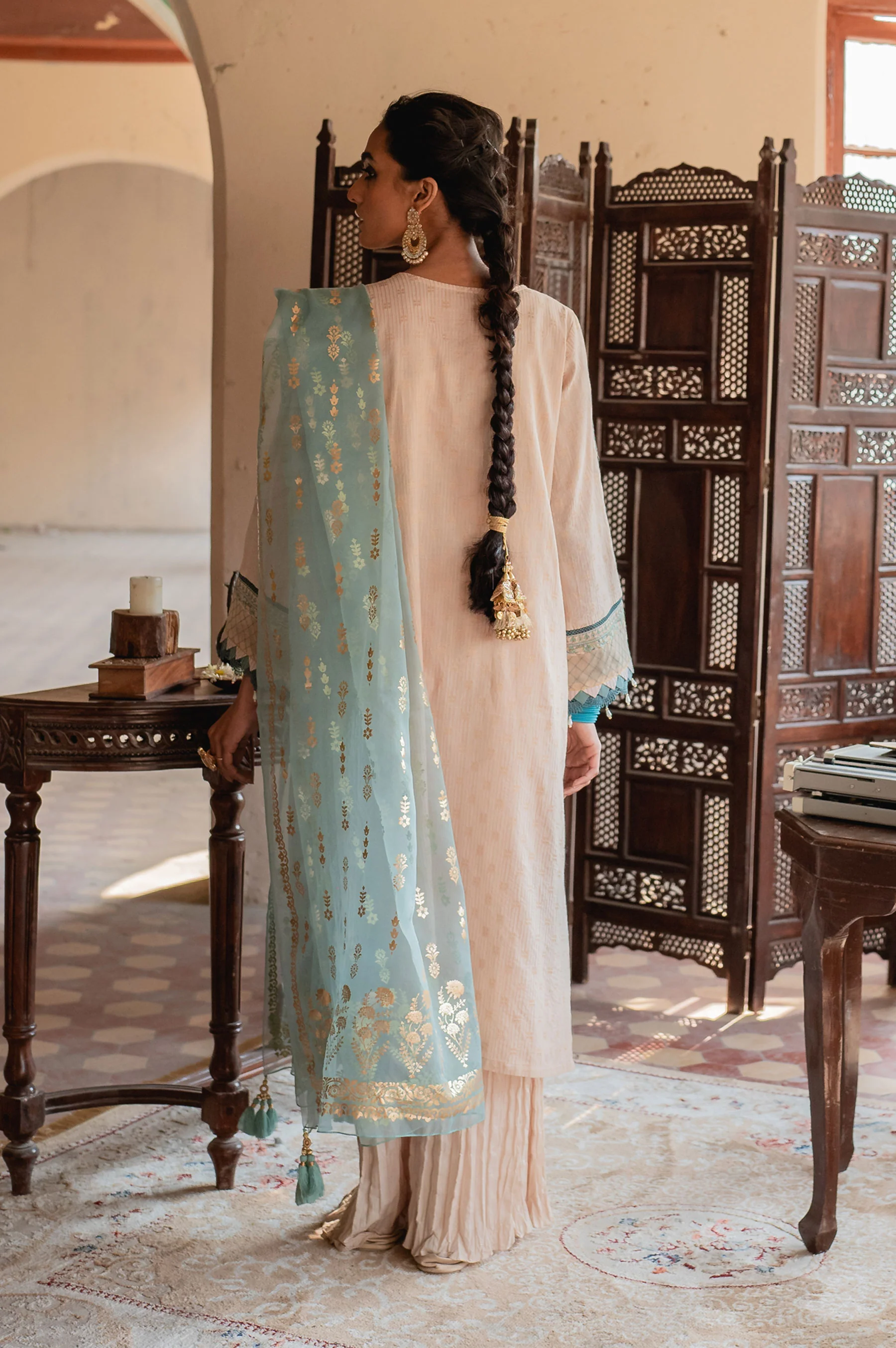 Unstitched 3 Piece Dyed Maysuri Jacquard Suit - Image 2