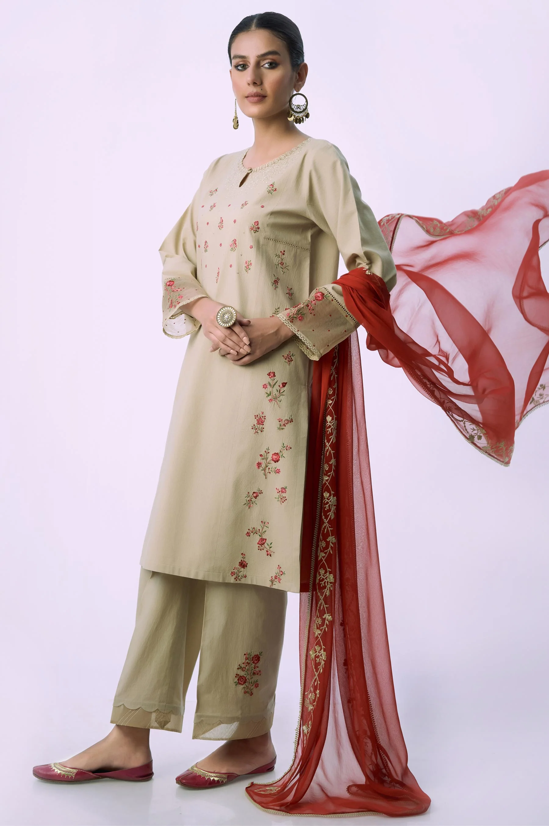 Unstitched 3 Piece Embroidered Cambric Suit - Image 5