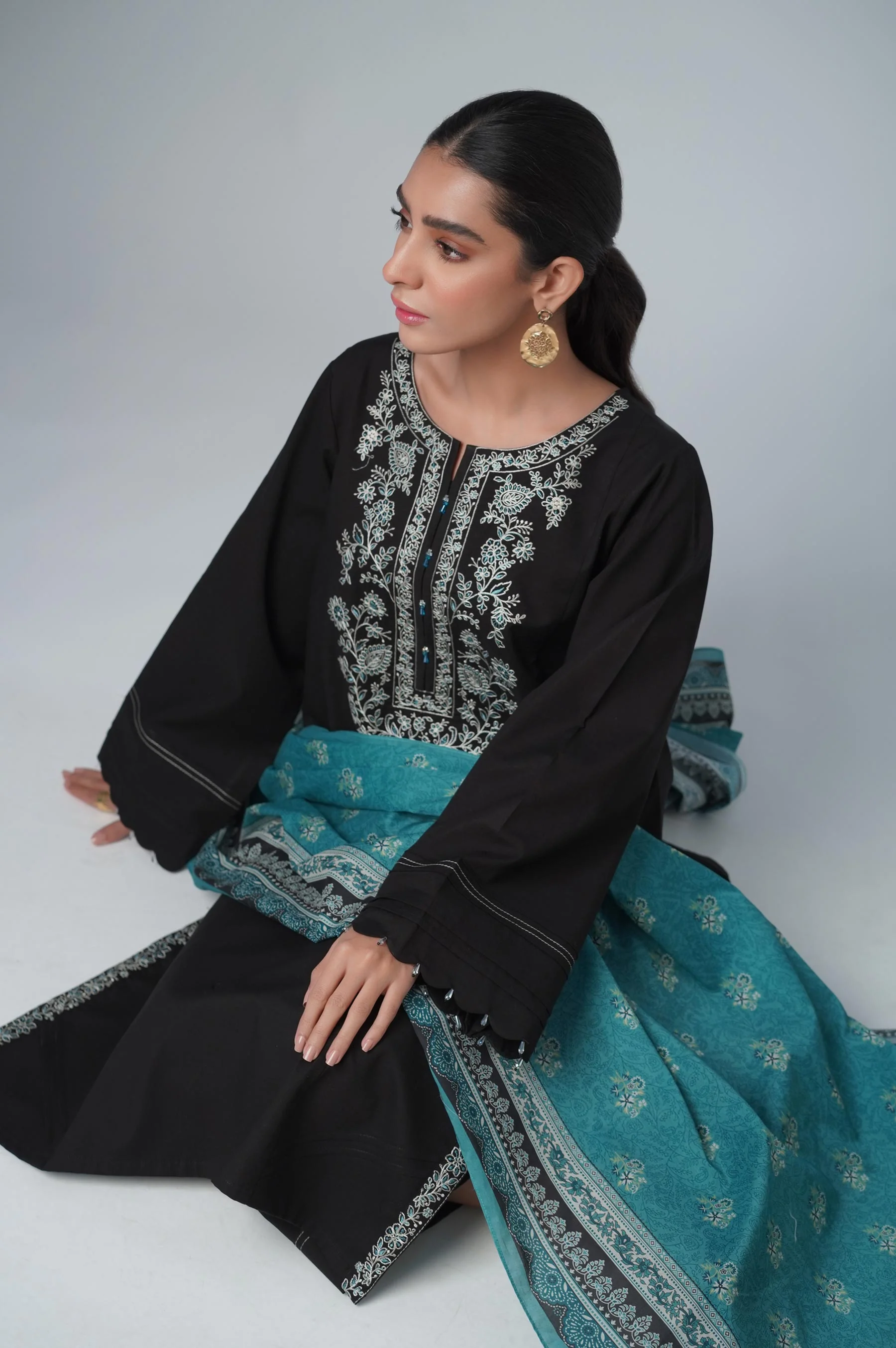 Unstitched 3 Piece Embroidered Cambric Shirt with Lawn Dupatta - Image 2