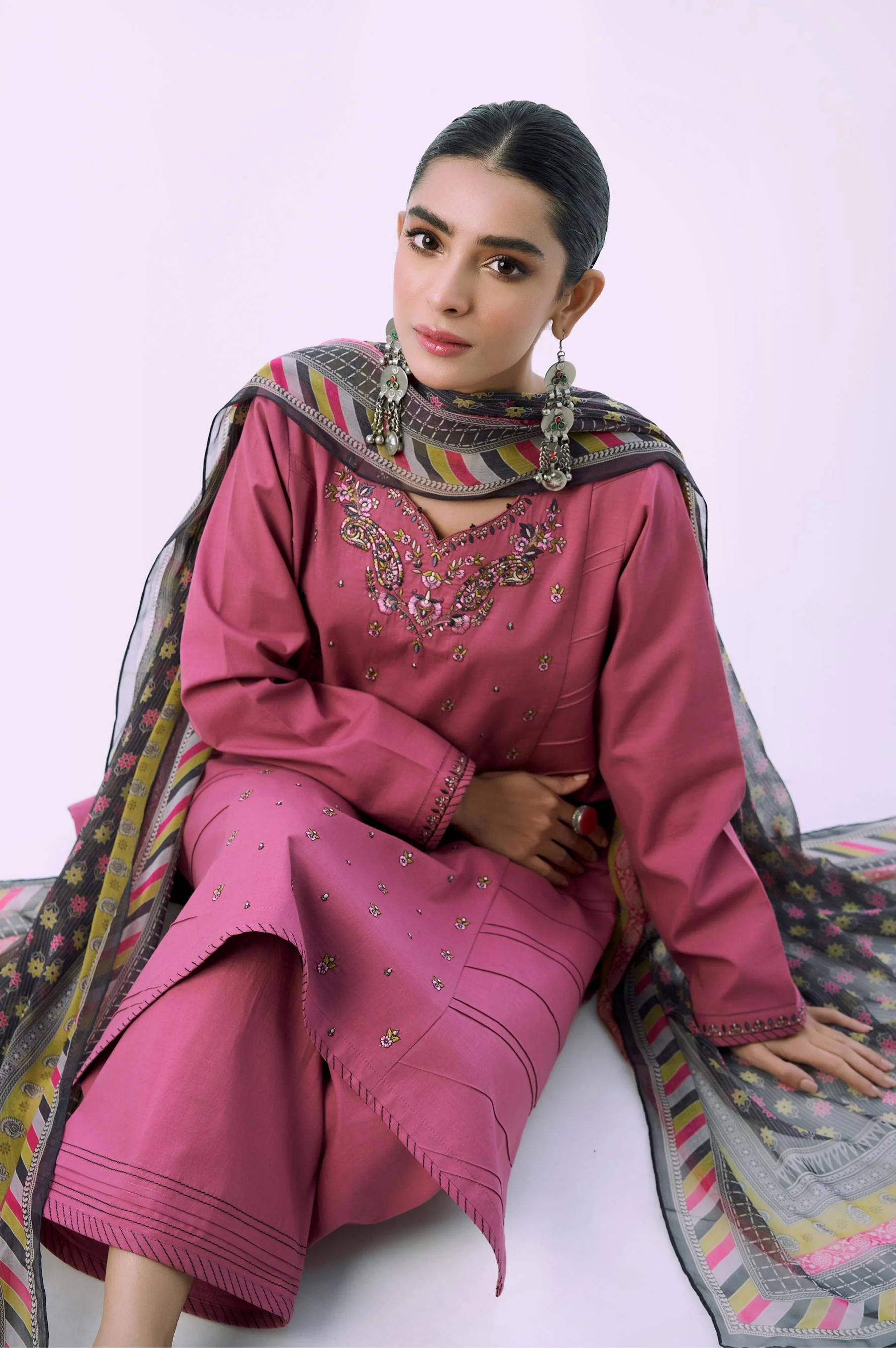 Unstitched 3 Piece Embroidered Cambric Shirt with Chiffon Dupatta