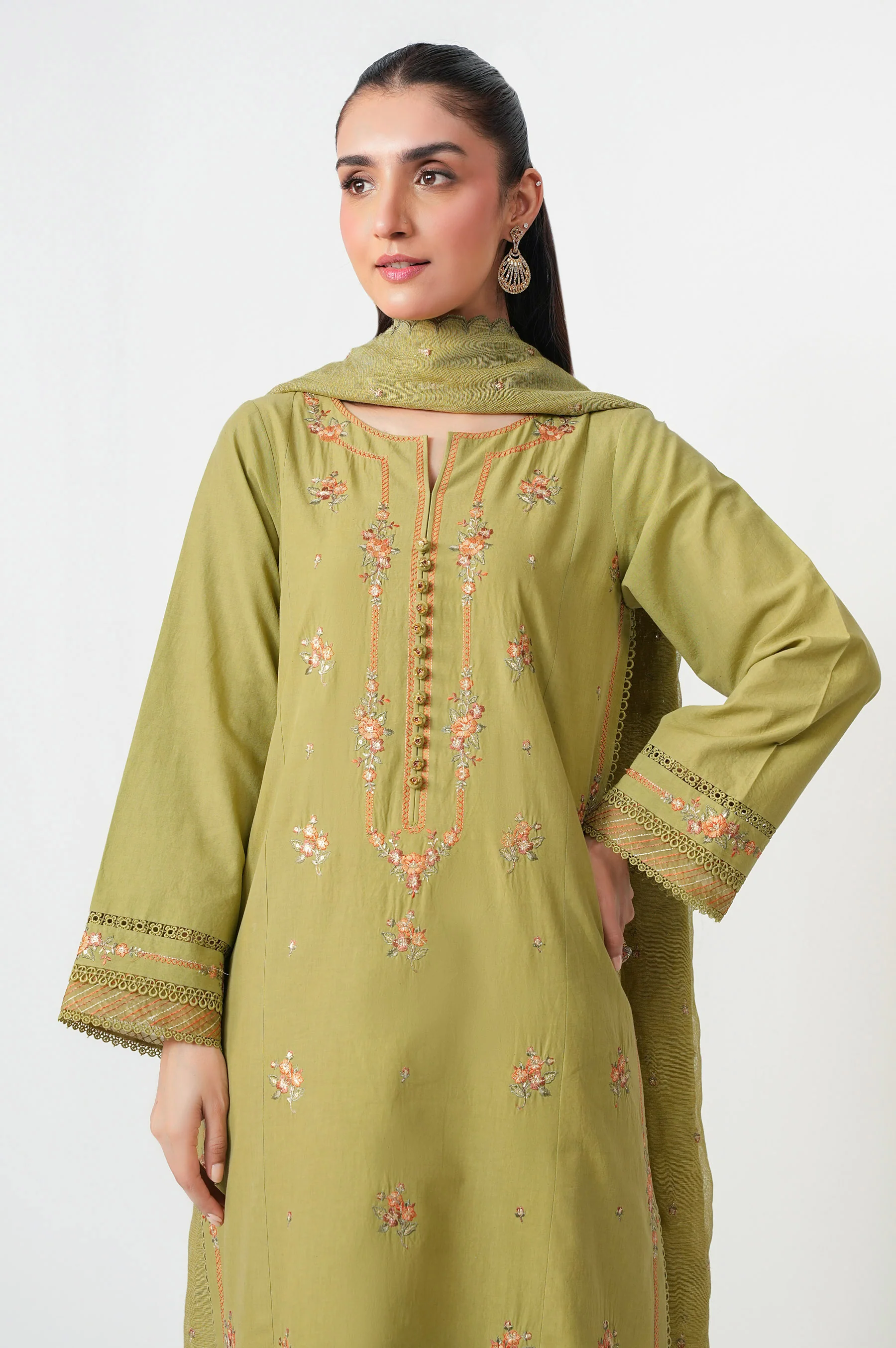 UNSTITCHED EMBROIDERED SUIT - Image 2