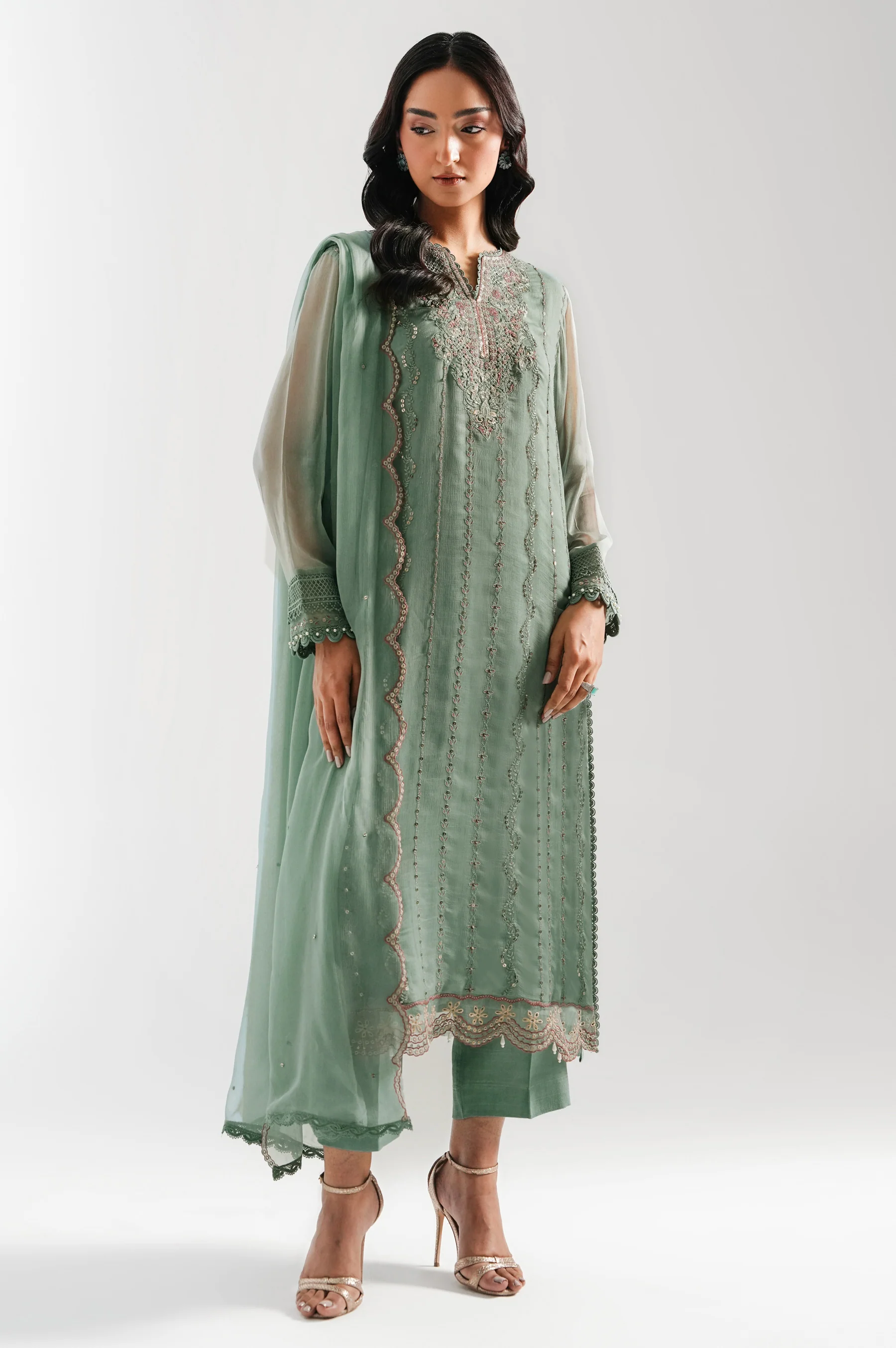 UNSTITCHED EMBROIDERED SUIT - Image 3