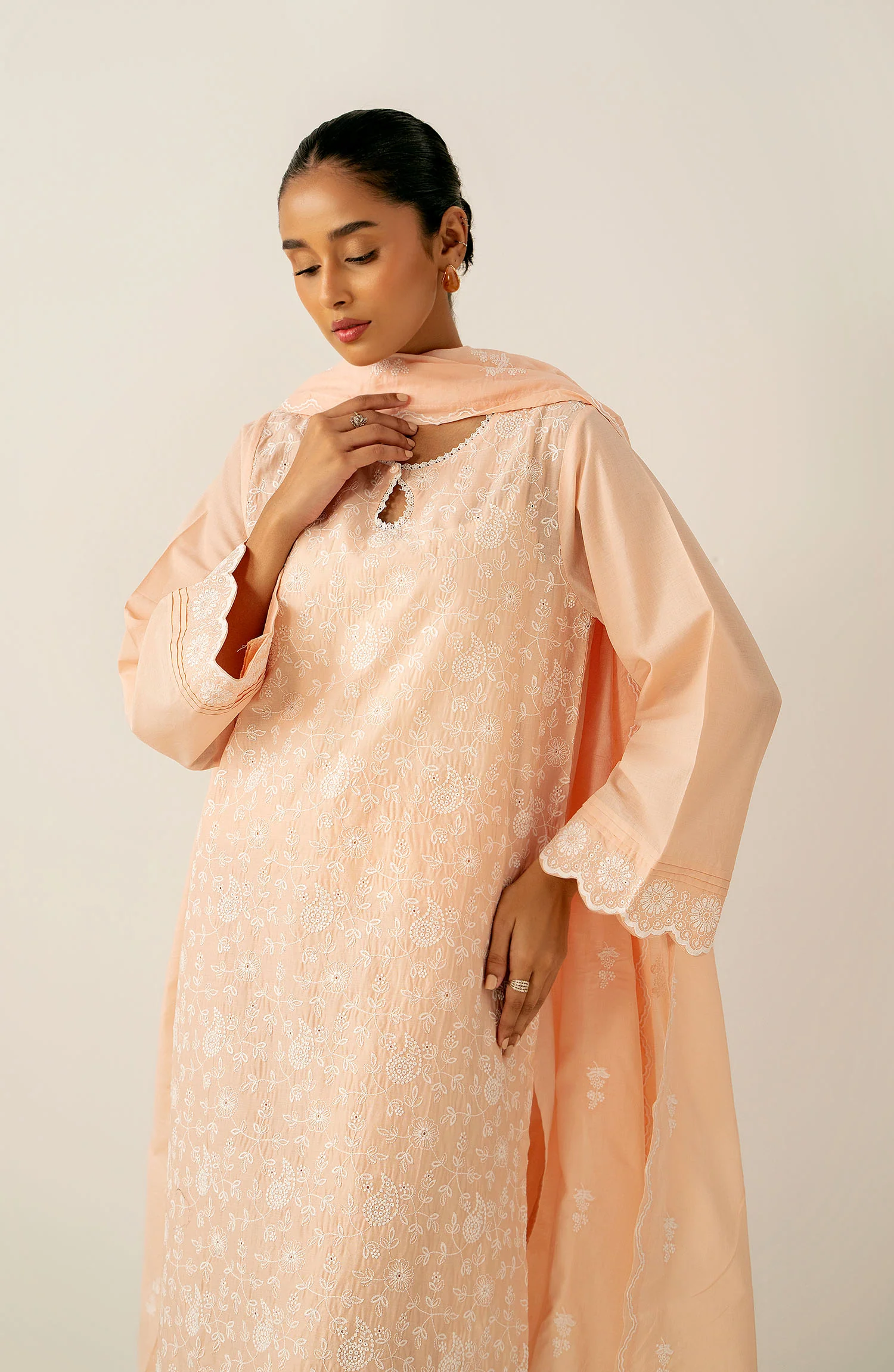 Unstitched 3 Piece Embroidered Chikankari Lawn Suit - Image 2