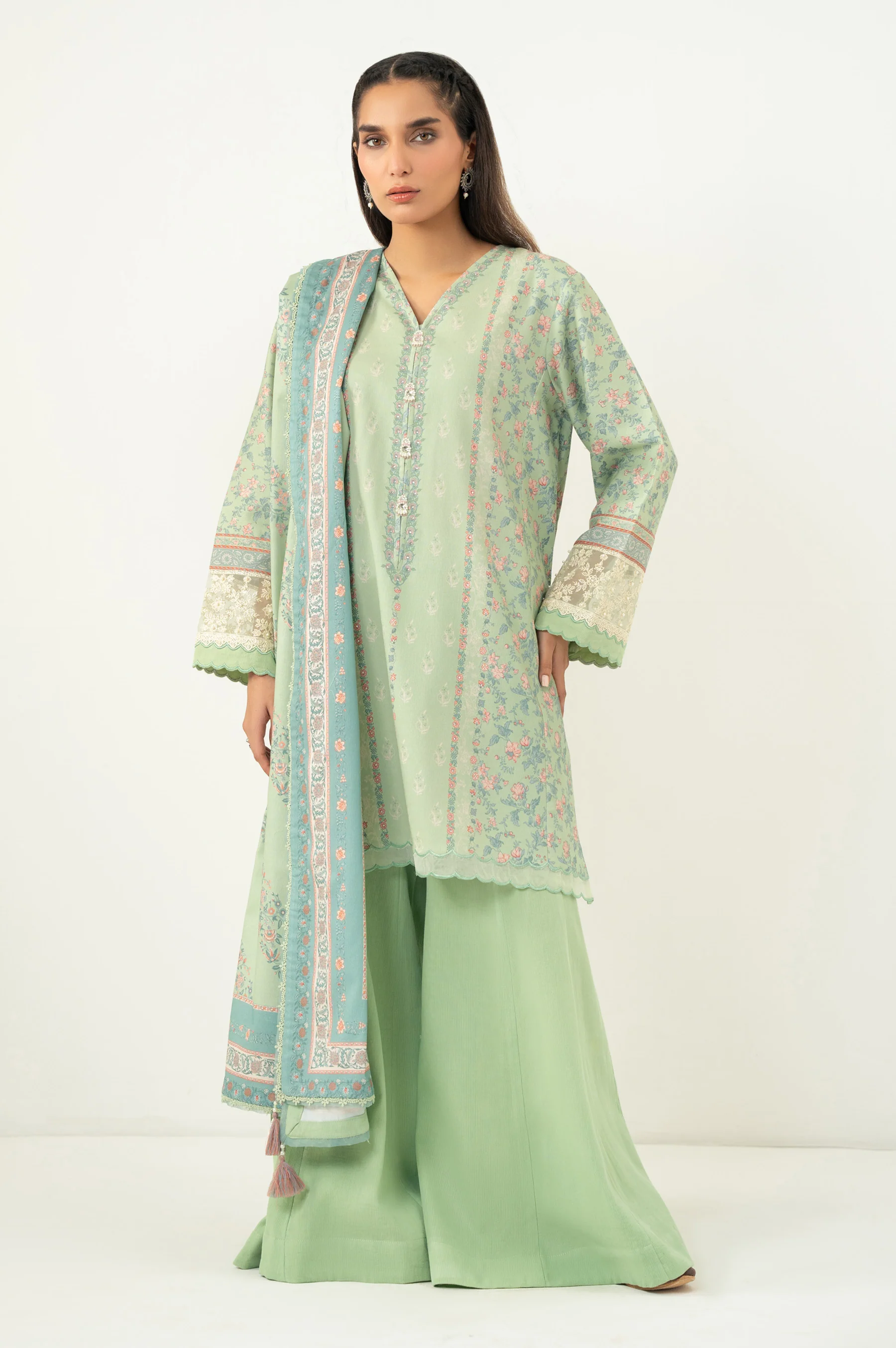 UNSTITCHED EMBROIDERED SUIT