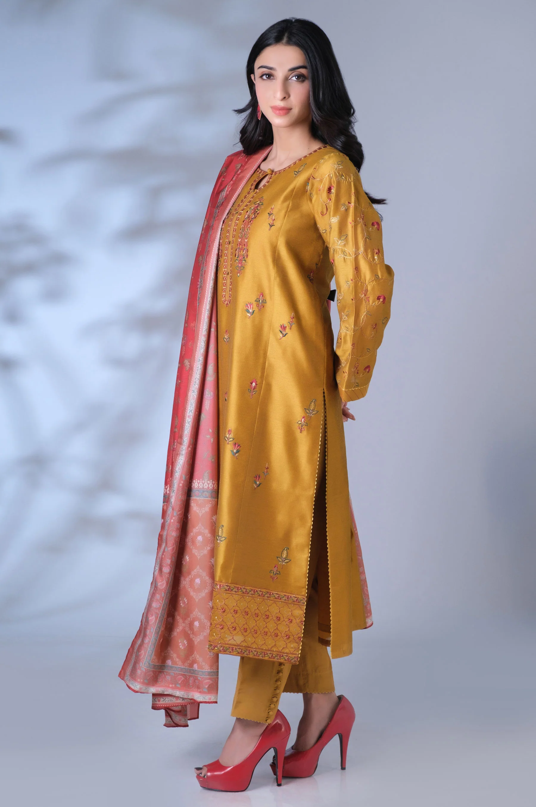 Unstitched 3 Piece Embroidered Cotton Net Suit - Image 5