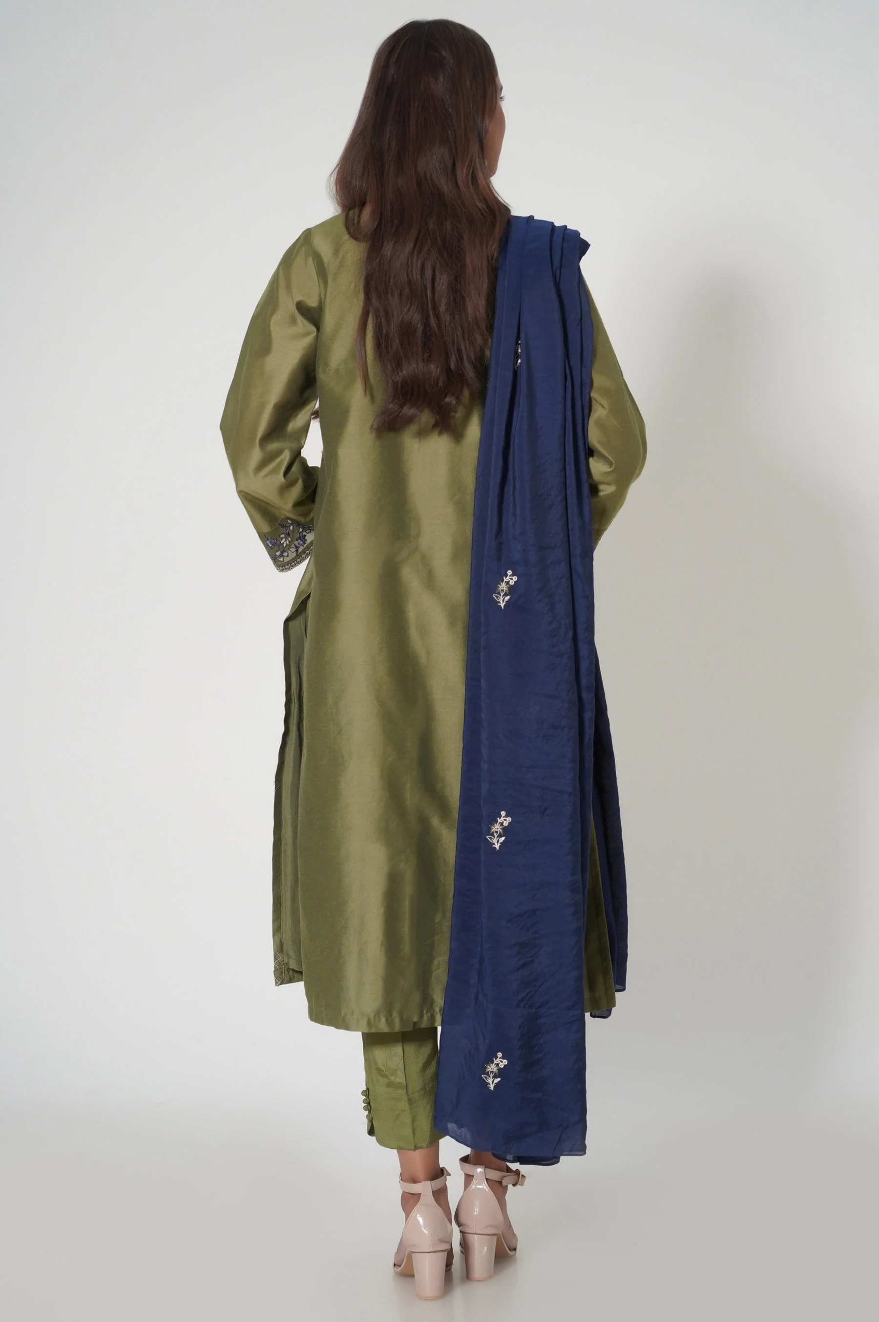 3 Piece Unstitched Embroidered Cotton Net Suit - Image 3