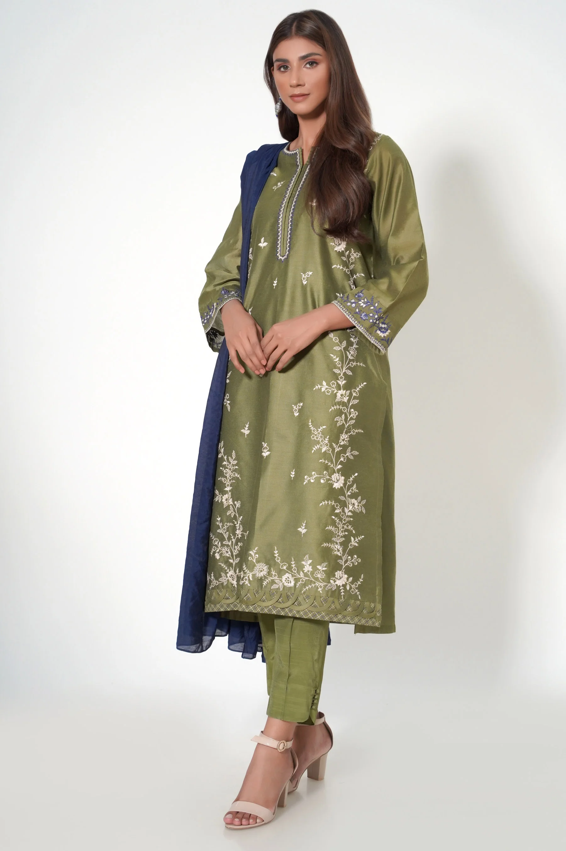3 Piece Unstitched Embroidered Cotton Net Suit - Image 4