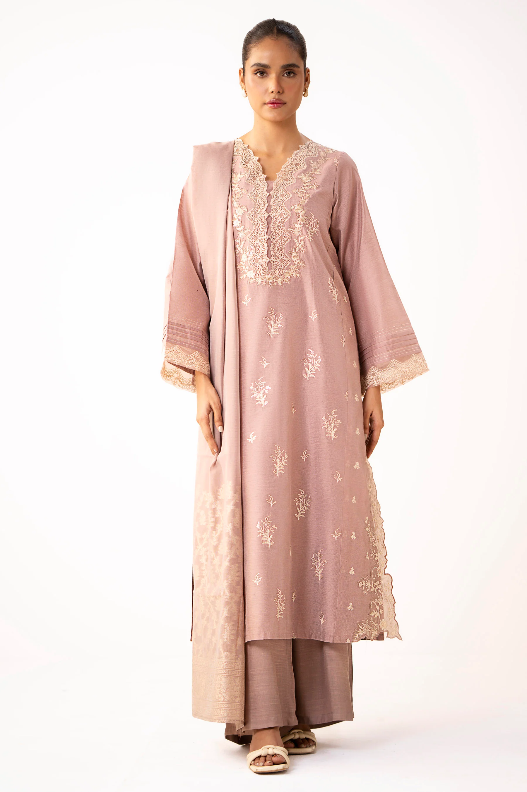 UNSTITCHED EMBROIDERED SUIT