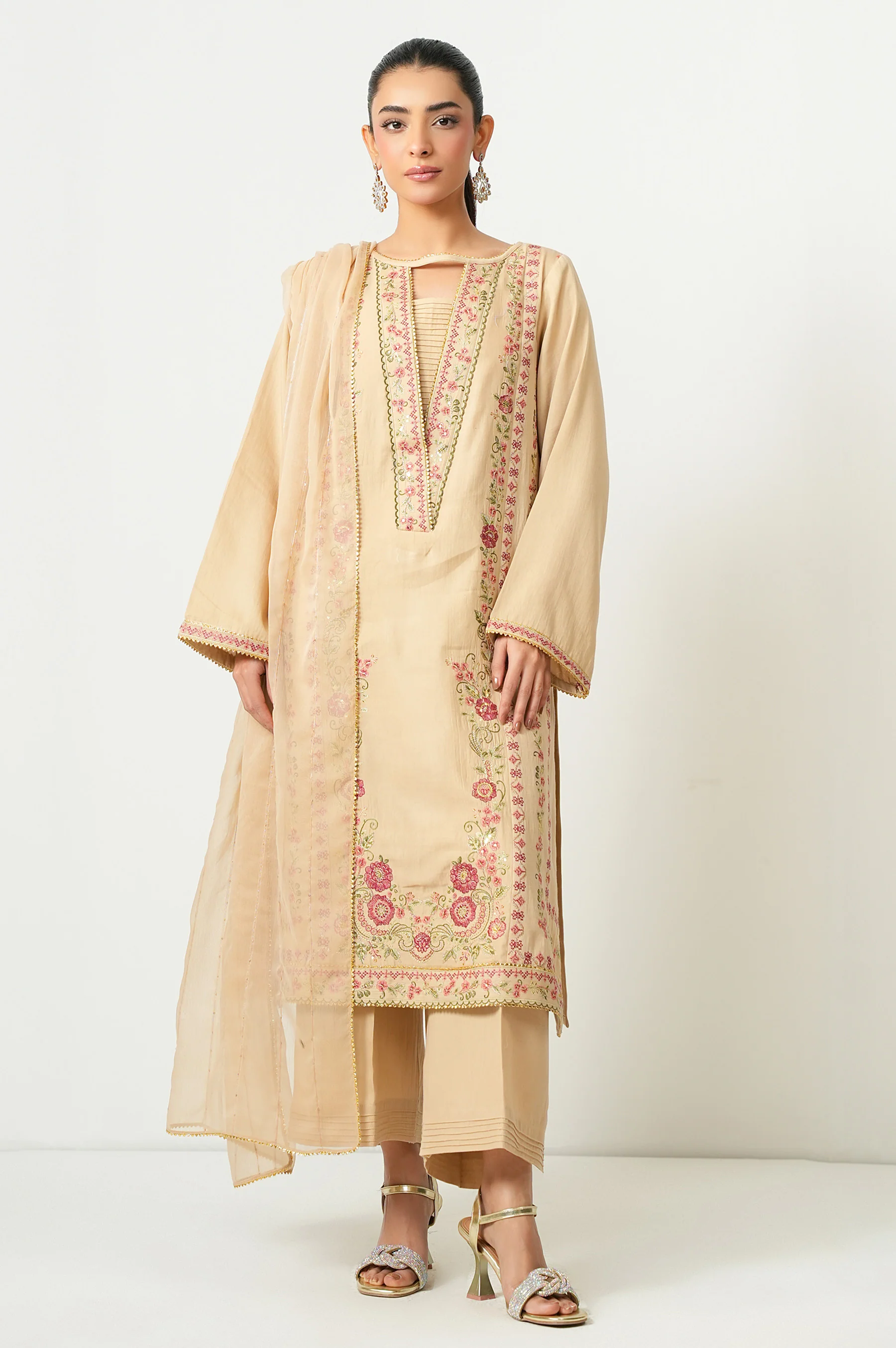 UNSTITCHED EMBROIDERED SUIT