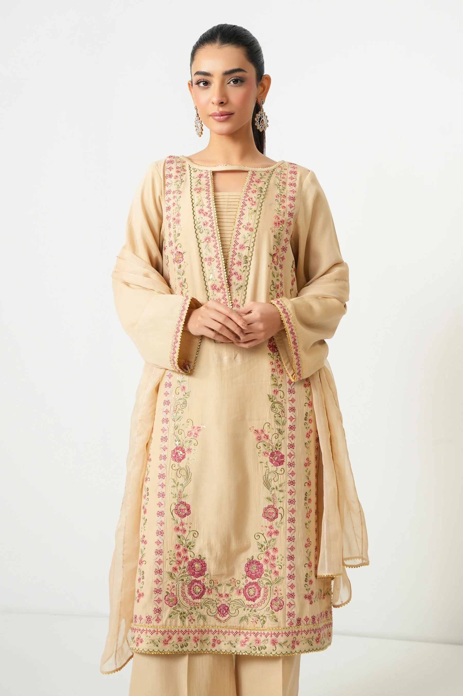 UNSTITCHED EMBROIDERED SUIT - Image 6