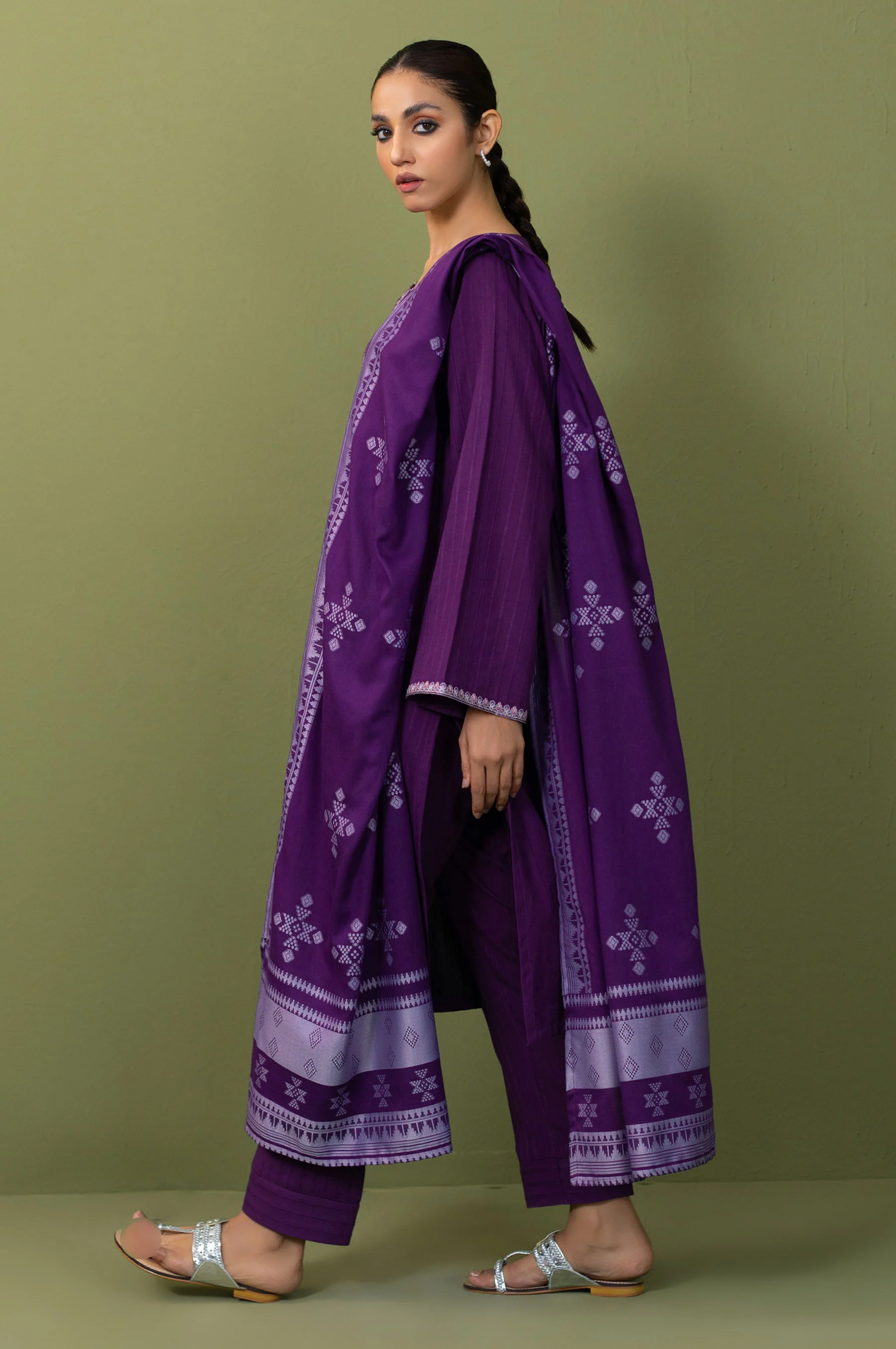 Unstitched 3 Piece Embroidered Dobby Net Suit - Image 3