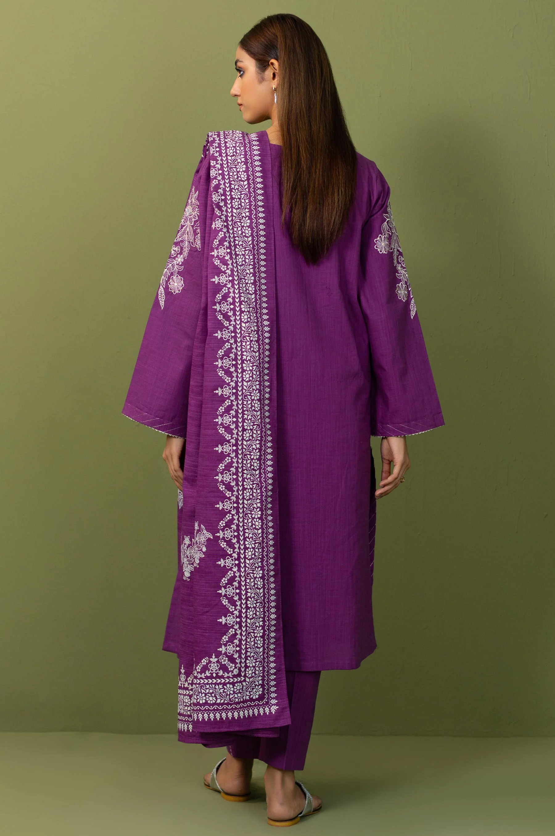 Unstitched 3 Piece Embroidered Front-Back Slub Suit - Image 6