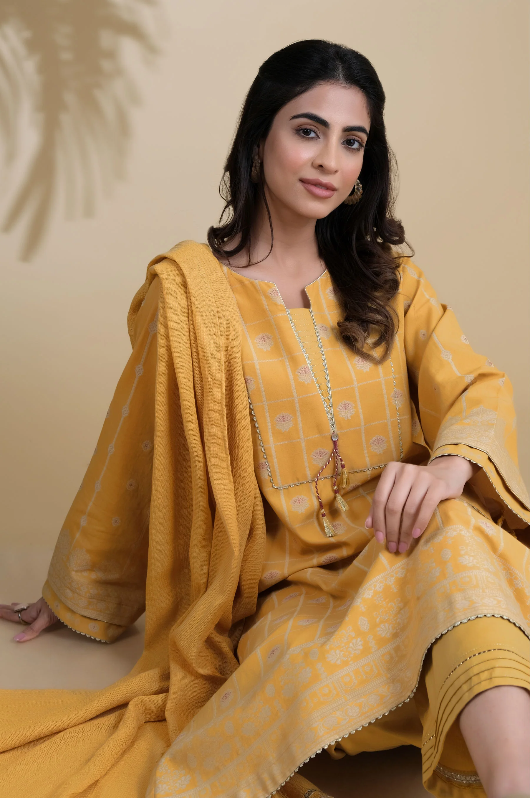 Unstitched 3 Piece Embroidered Jacquard Suit - Image 7