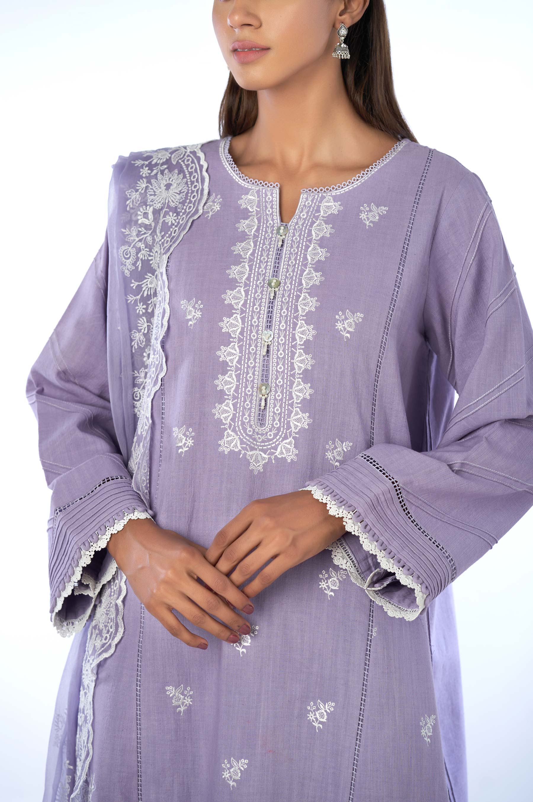 Unstitched 3 Piece Embroidered Karandi Suit - Image 5