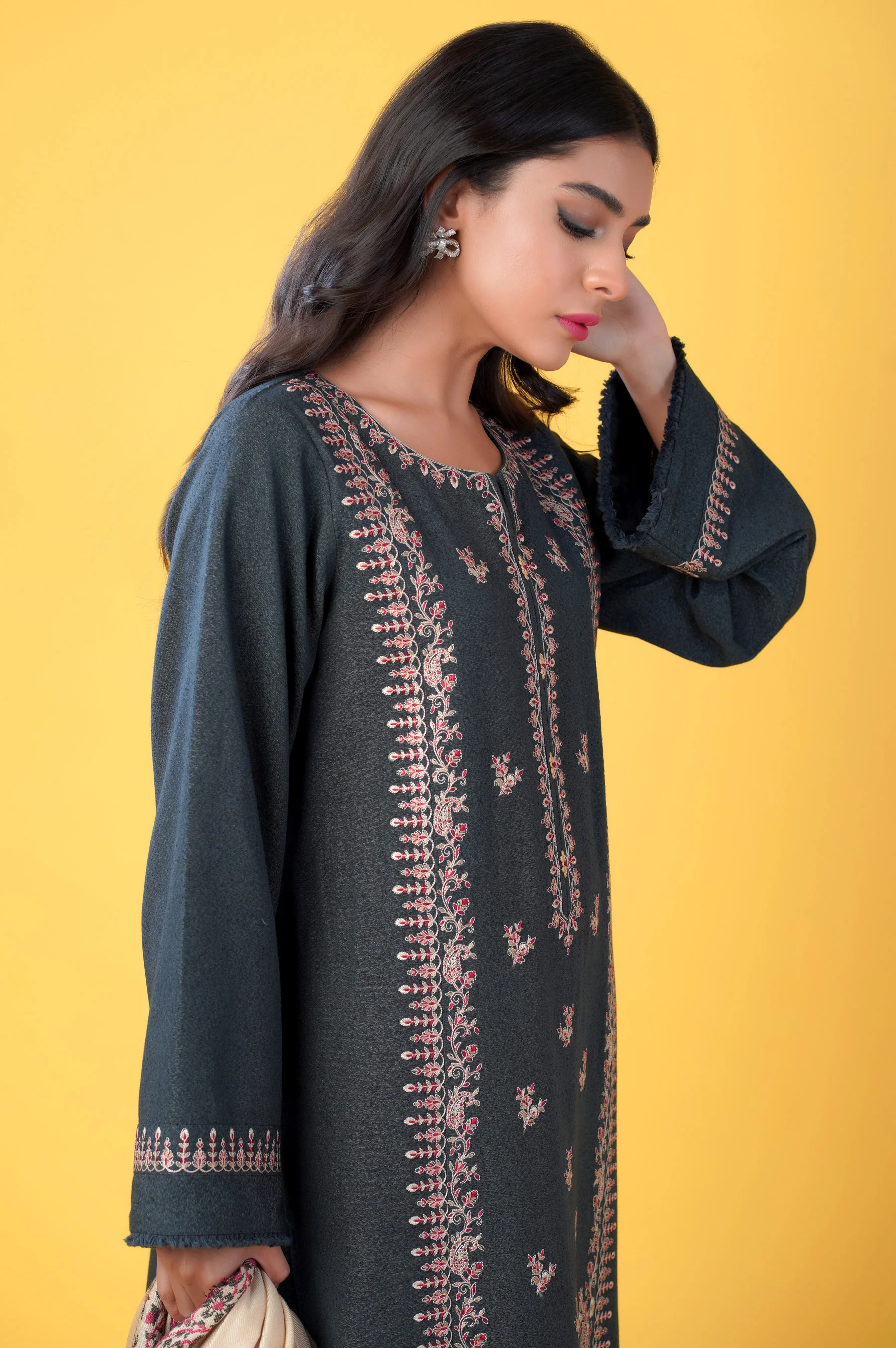 Unstitched 3 Piece Embroidered Karandi with Shawl Suit - Image 2
