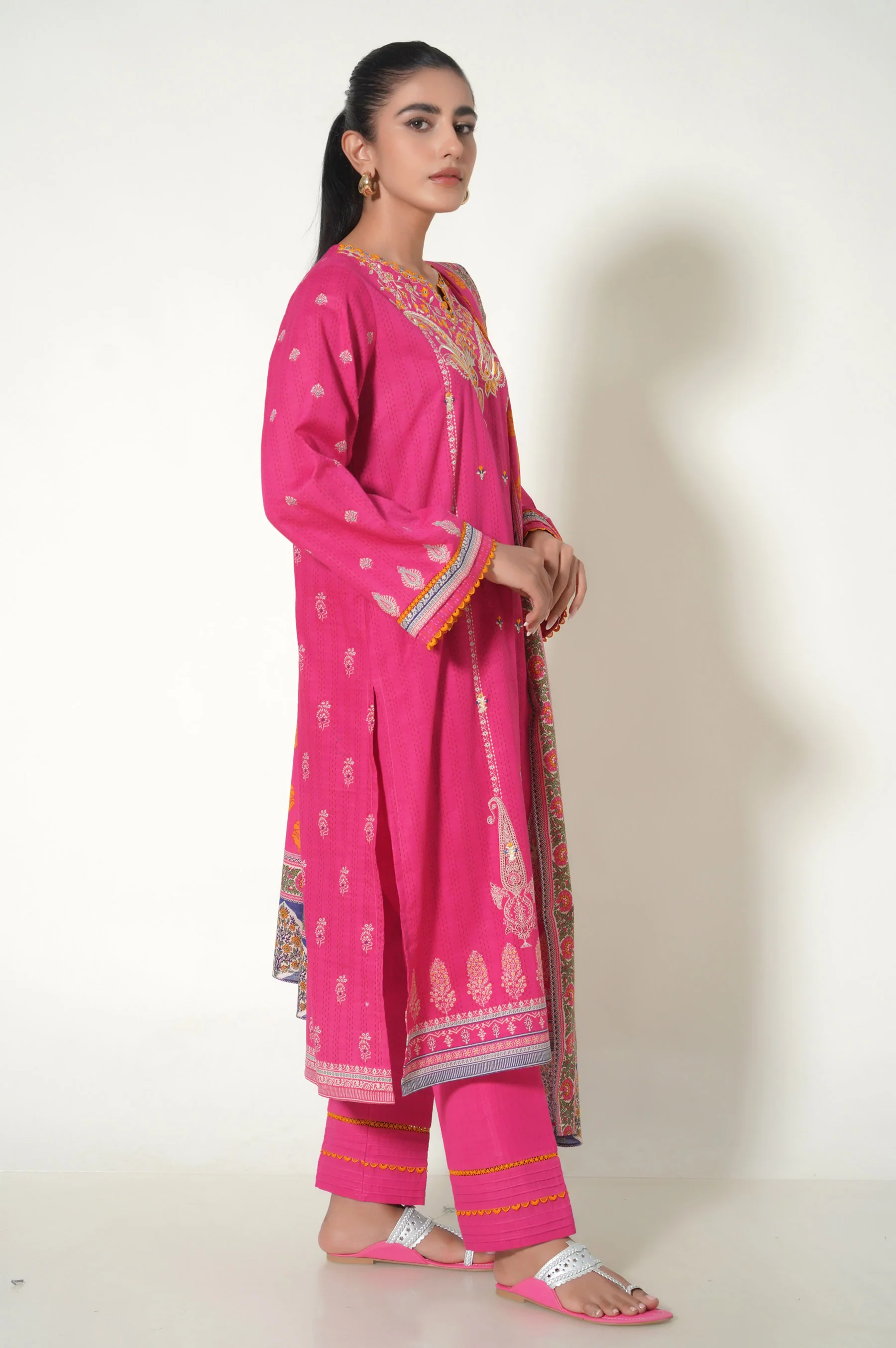 Unstitched 3 Piece Embroidered Khaddar Suit - Image 3