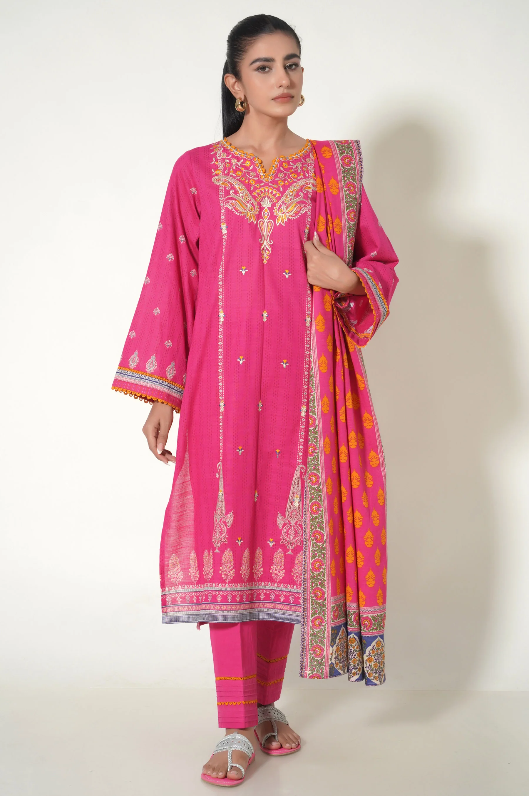 Unstitched 3 Piece Embroidered Khaddar Suit - Image 4