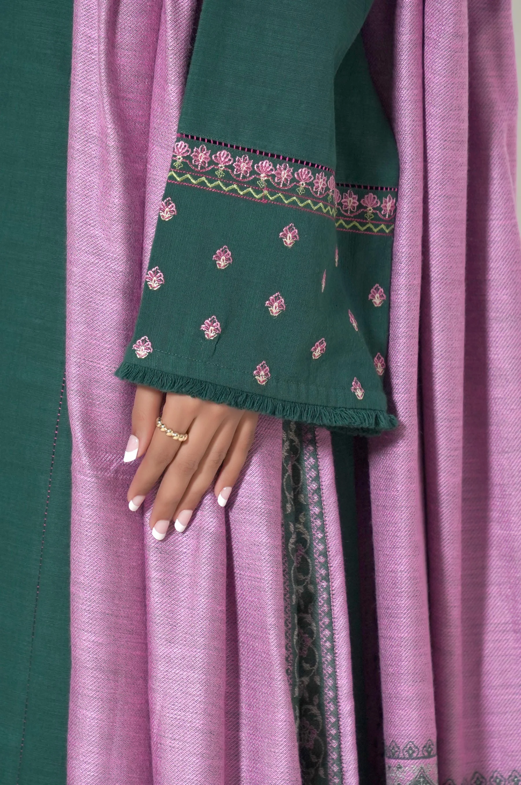 Unstitched 3 Piece Embroidered Khaddar Suit - Image 5