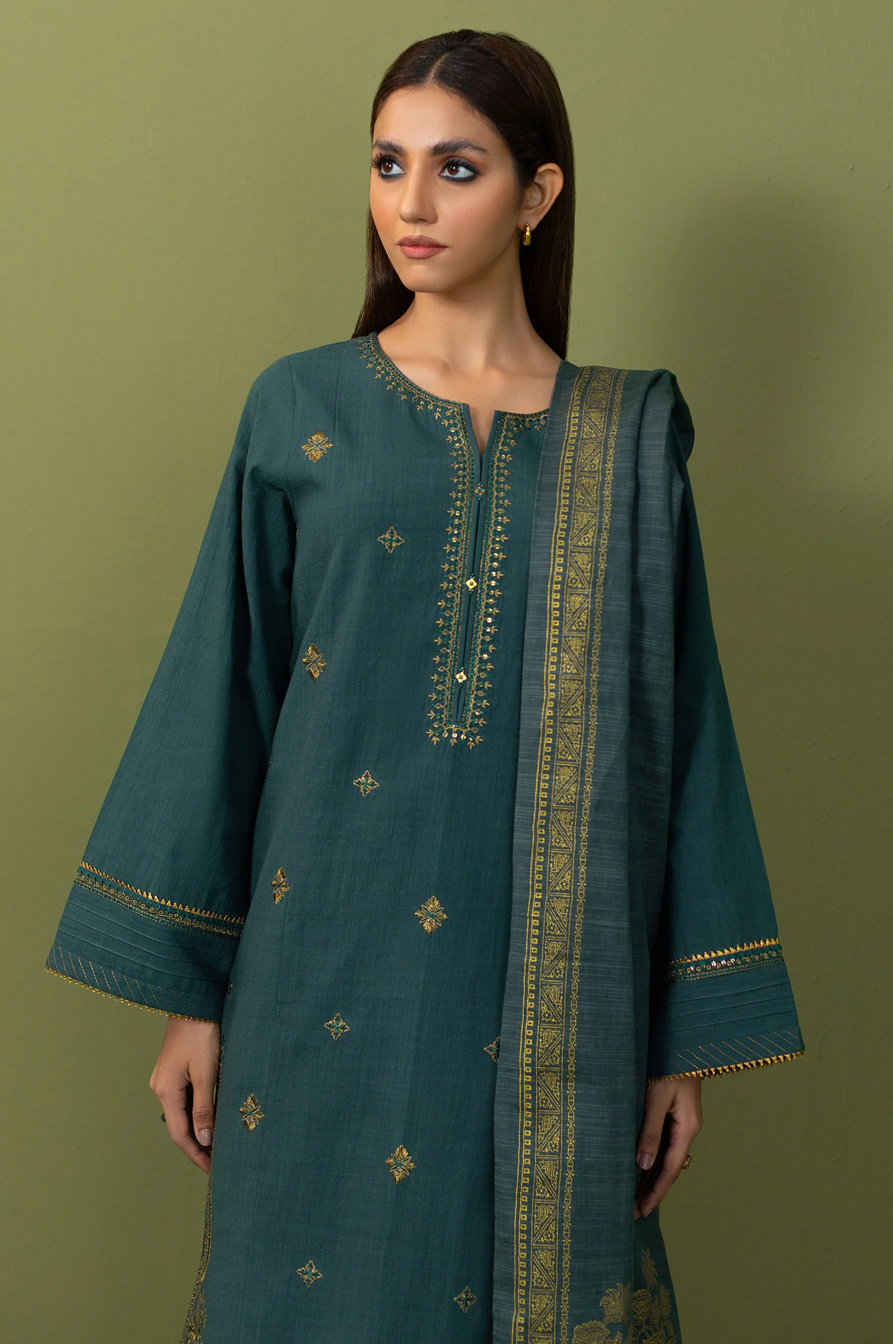 Unstitched 3 Piece Both Side Slub Embroidered Suit - Image 2
