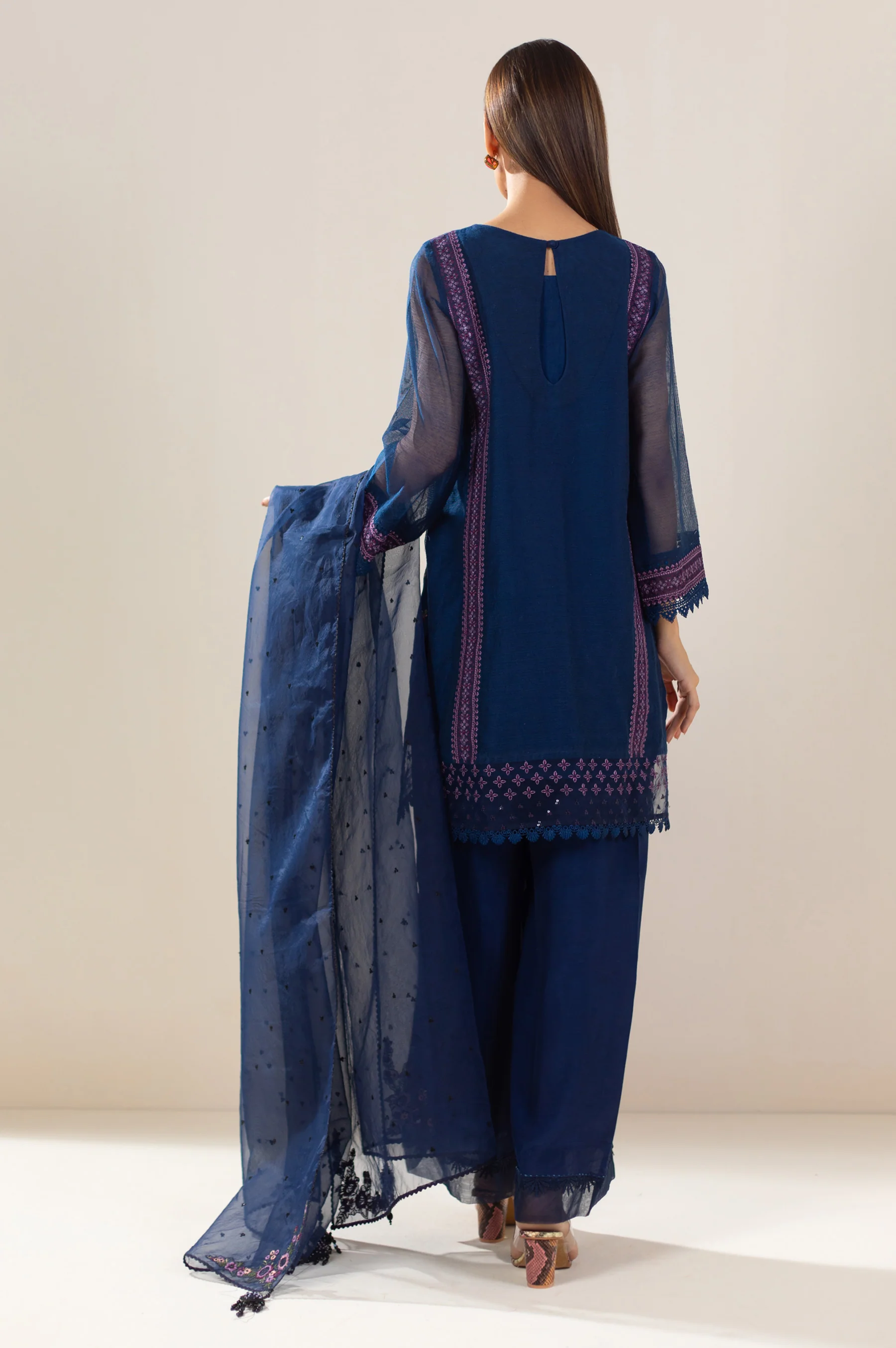 Unstitched 3 Piece Embroidered Khaddi Net Suit - Image 5