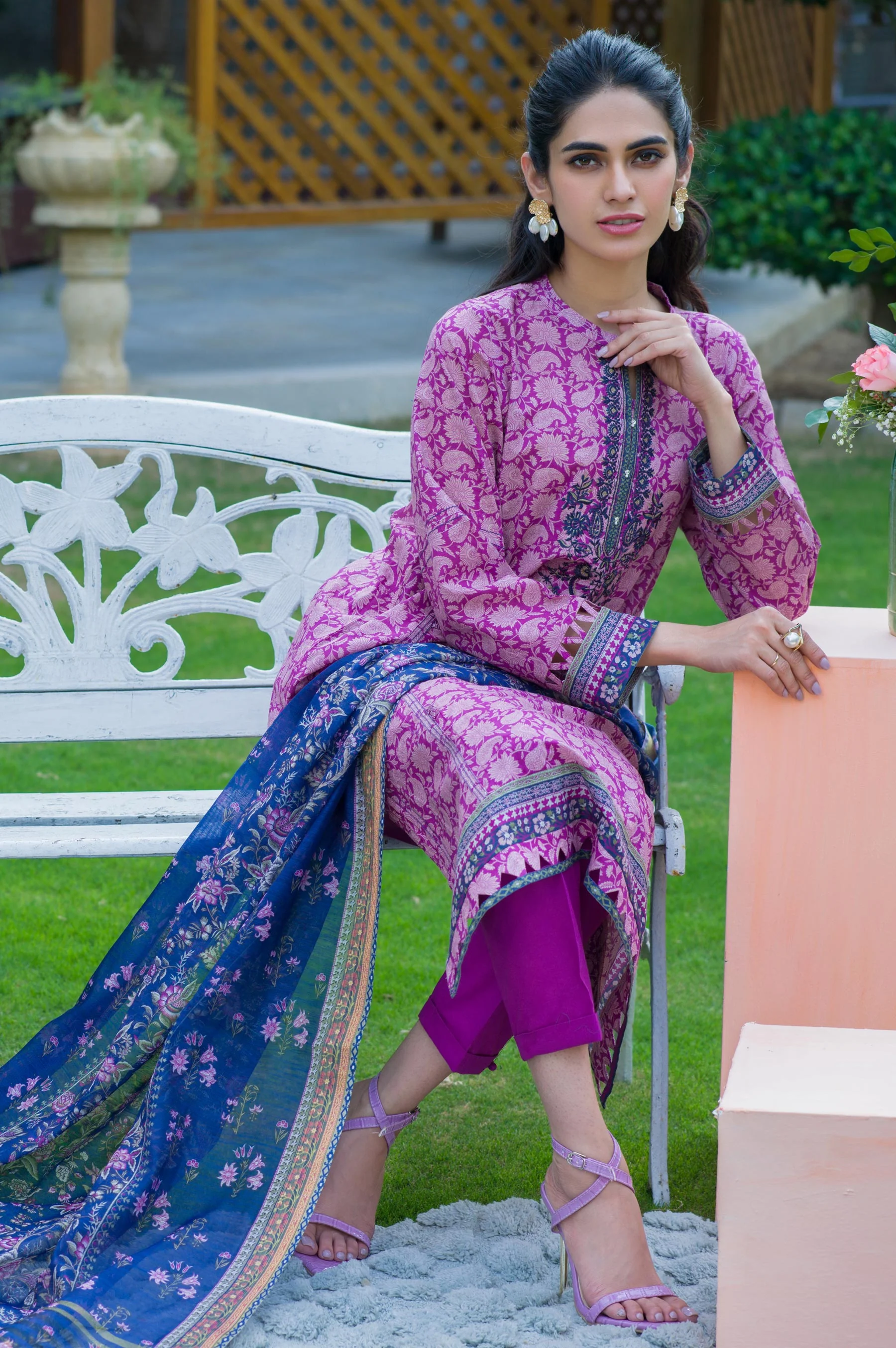 Unstitched 3 Piece Embroidered Lawn with Slub Organza Suit - Image 3