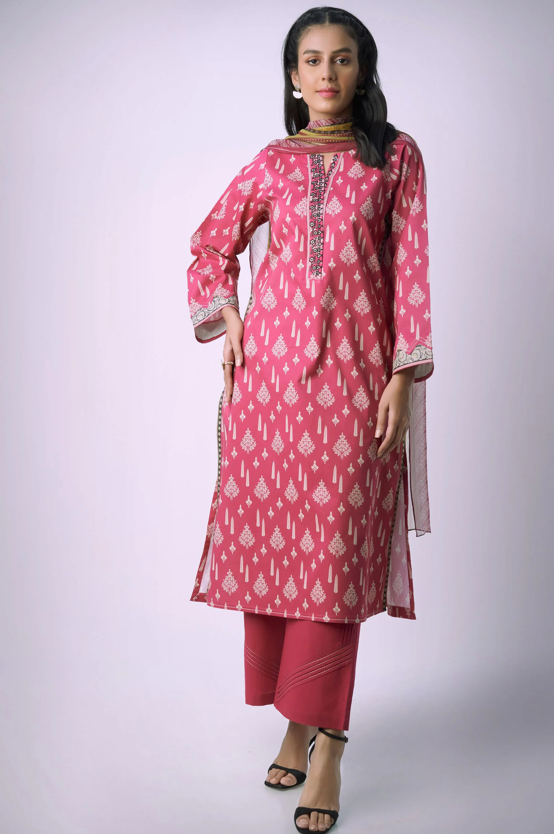 Unstitched 3 Piece Printed Lawn Shirt with Chiffon Dupatta - Image 4
