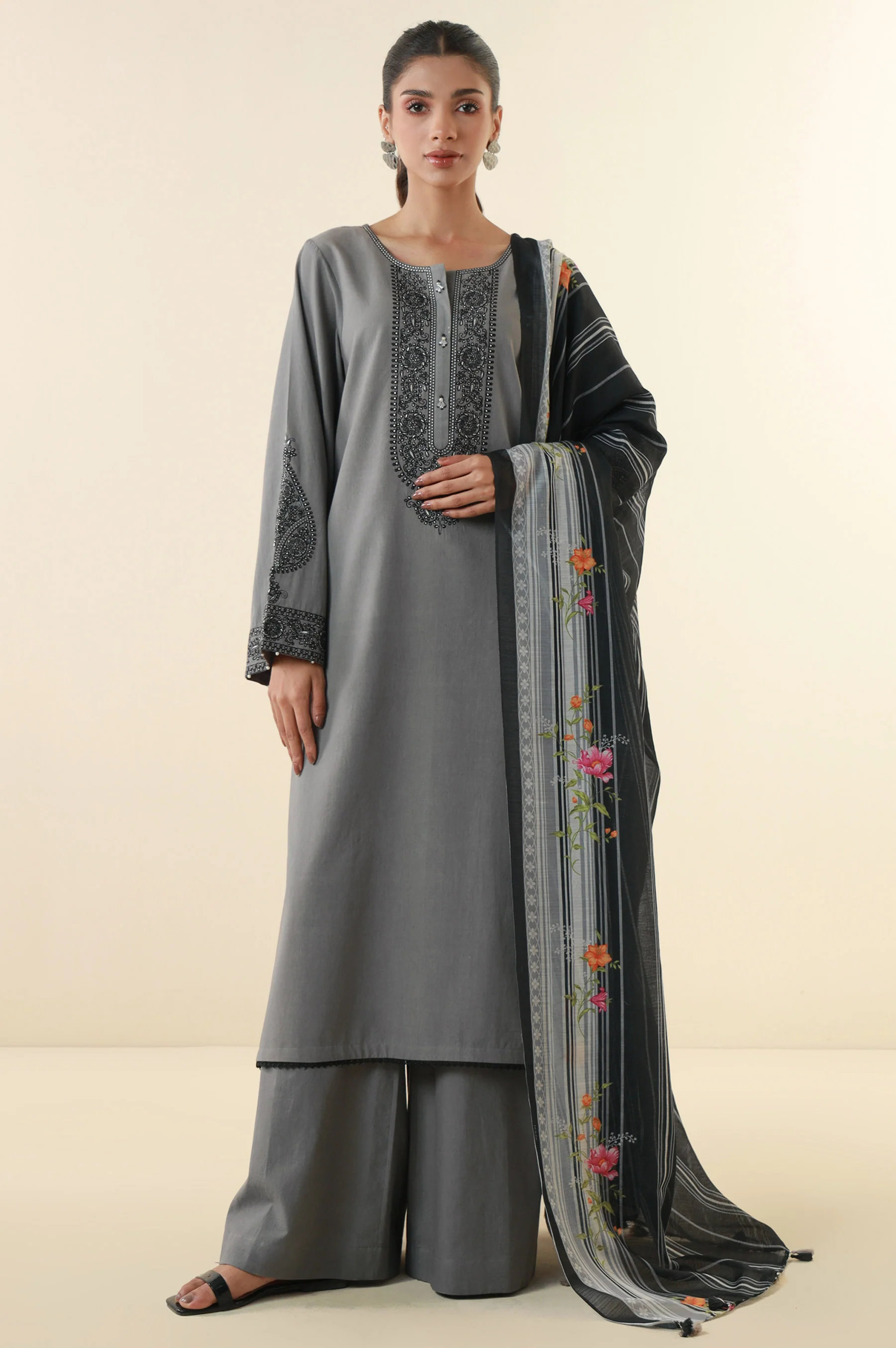 Unstitched 3 Piece Embroidered Lawn Suit - Image 3