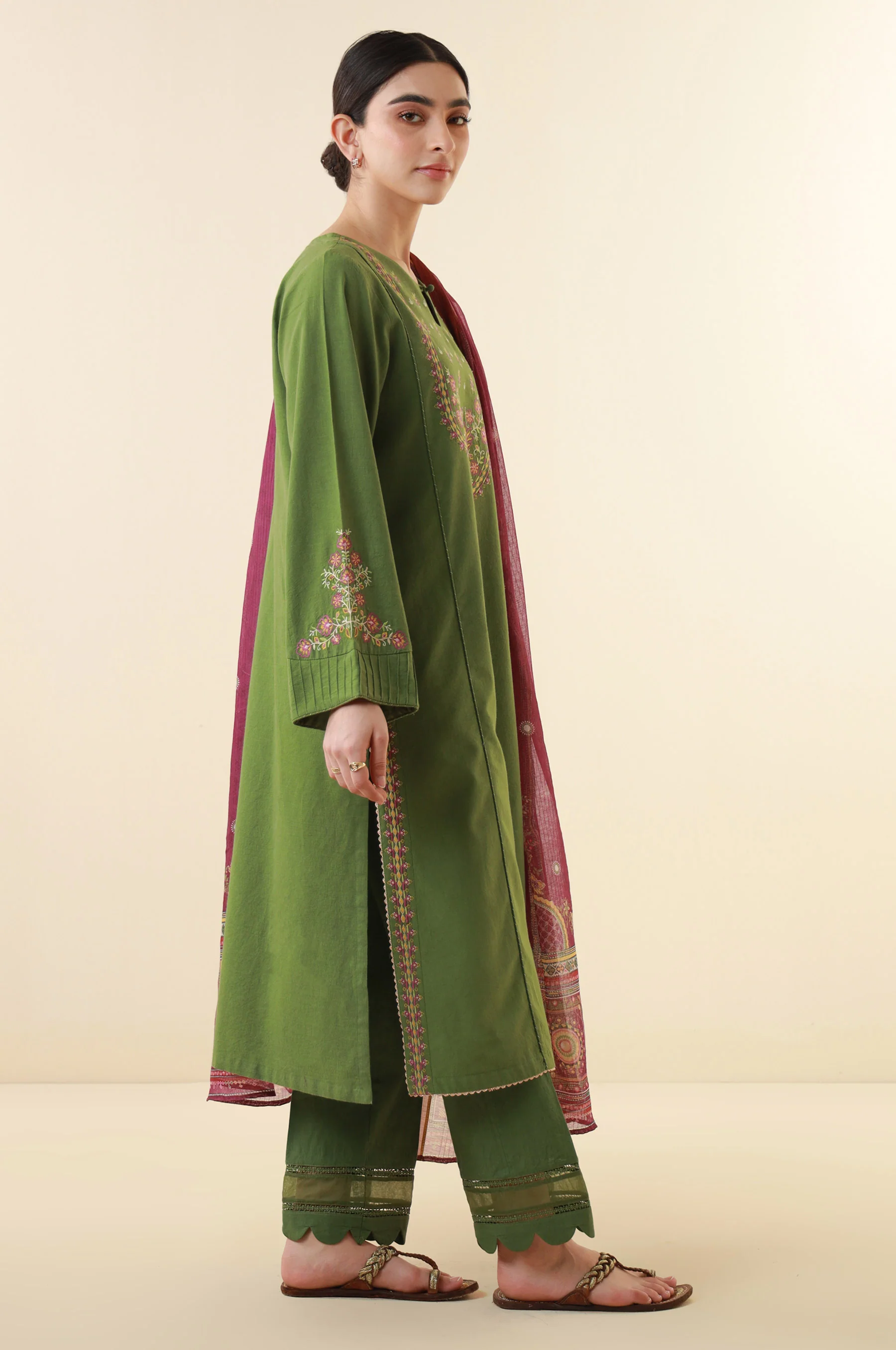 Unstitched 3 Piece Embroidered Lawn Suit - Image 3