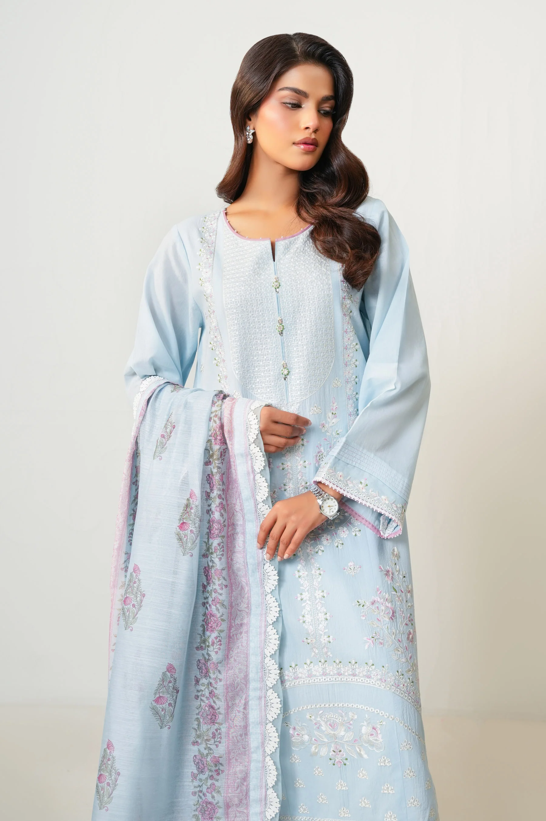 Unstitched 3 Piece Embroidered Luxury Lawn Suit - Image 5