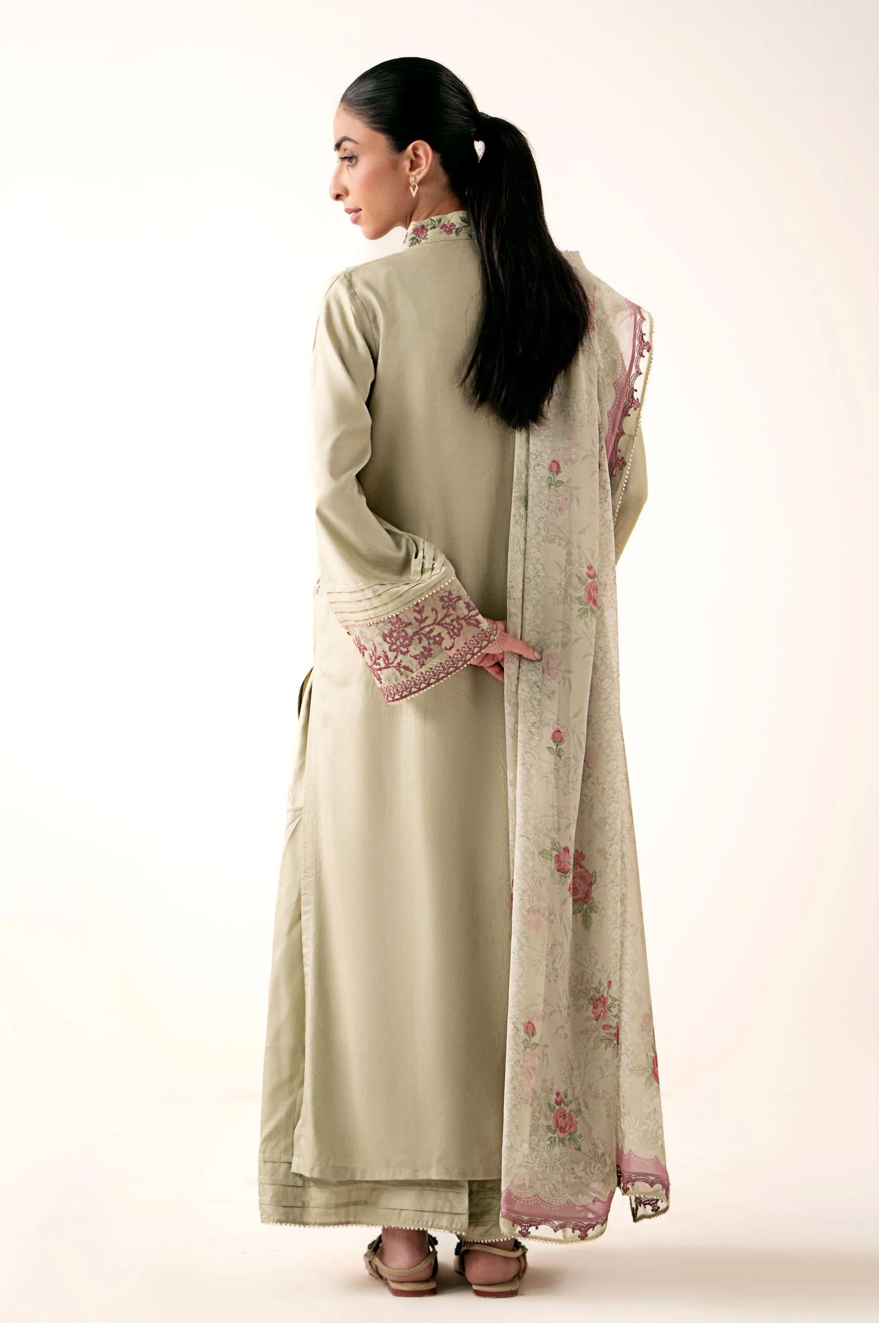 Unstitched 3 Piece Embroidered Oak Silk Suit - Image 3