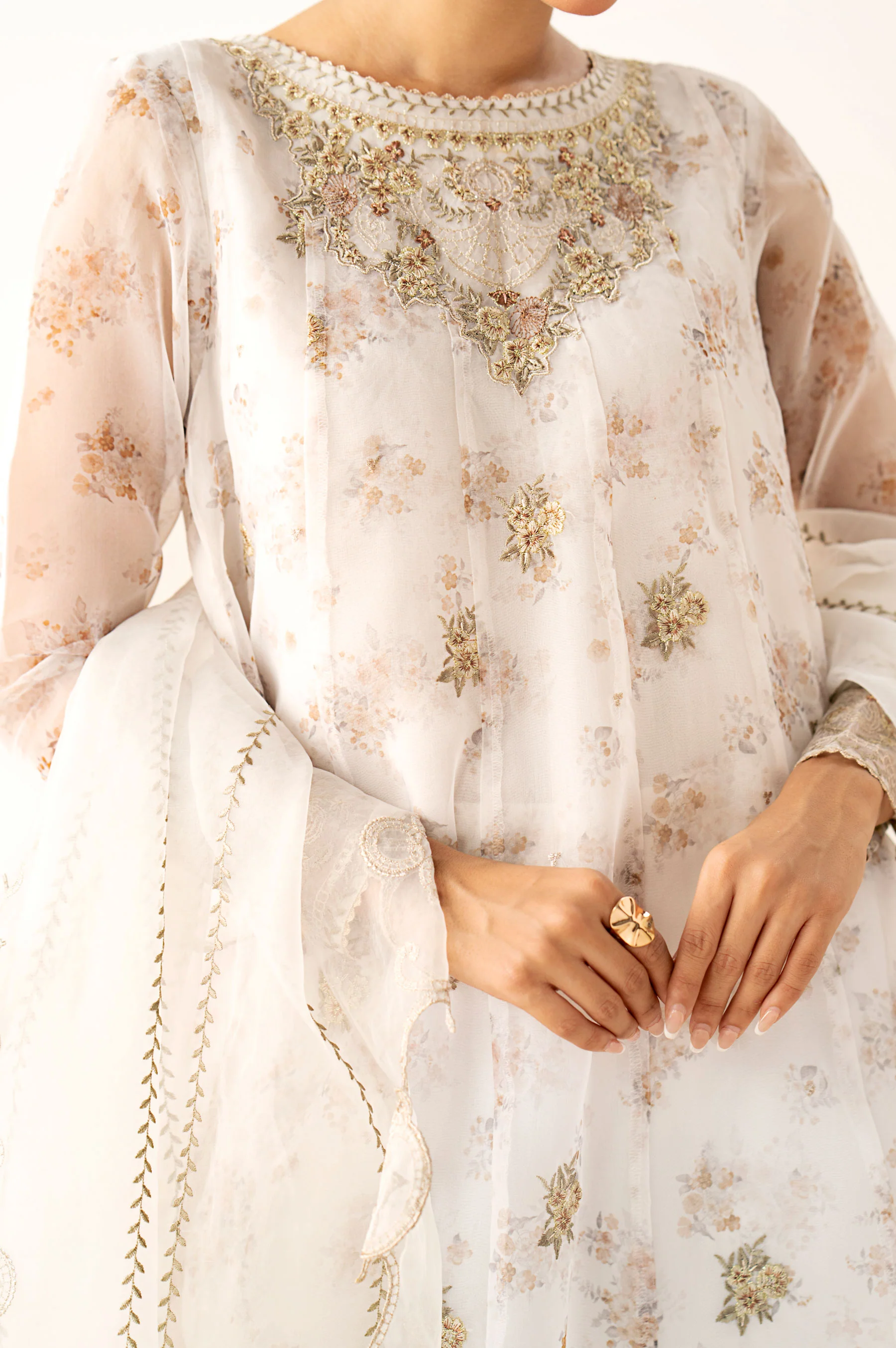Unstitched 3 Piece Embroidered Organza Suit - Image 2