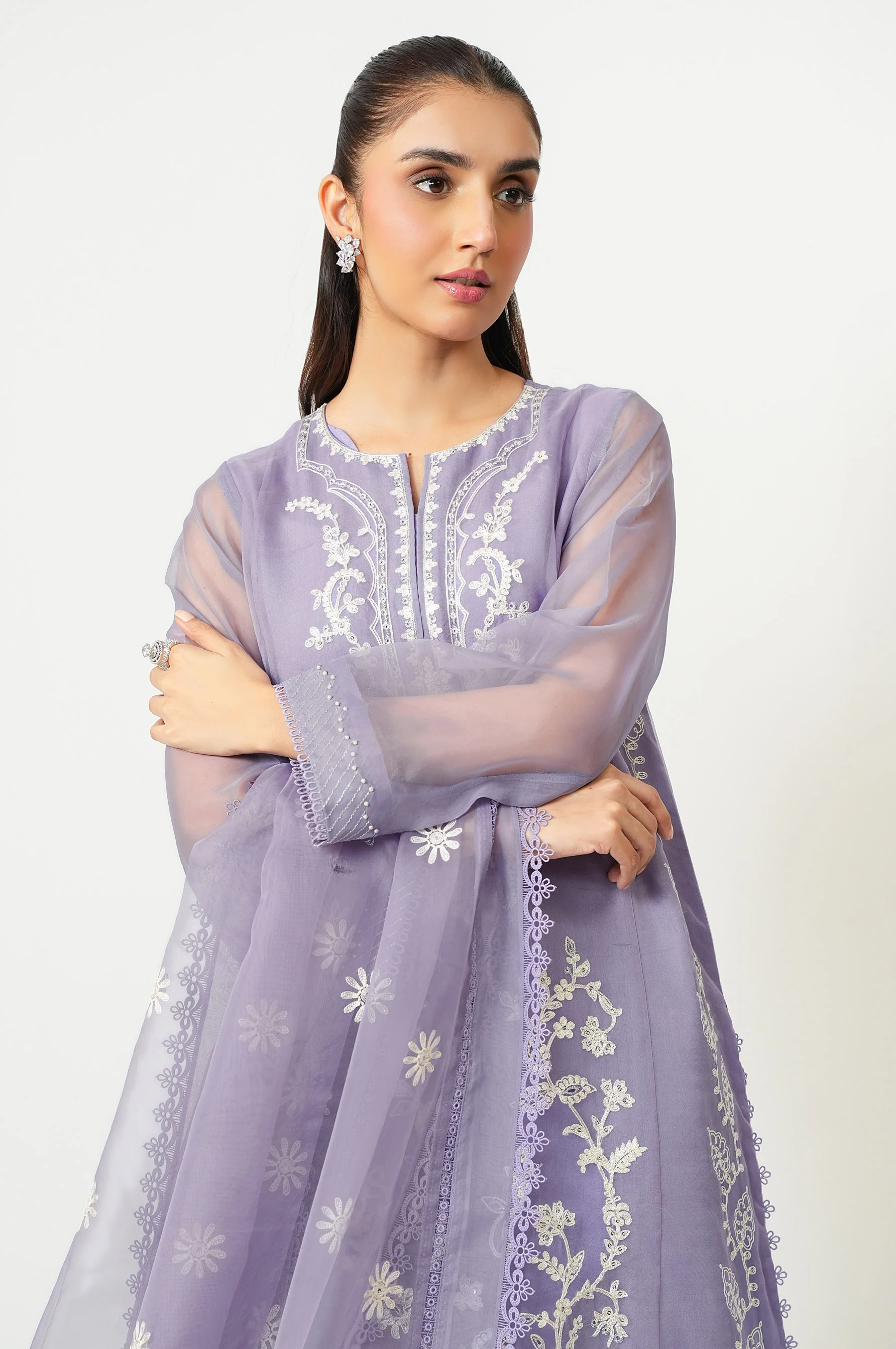 UNSTITCHED EMBROIDERED SUIT - Image 2