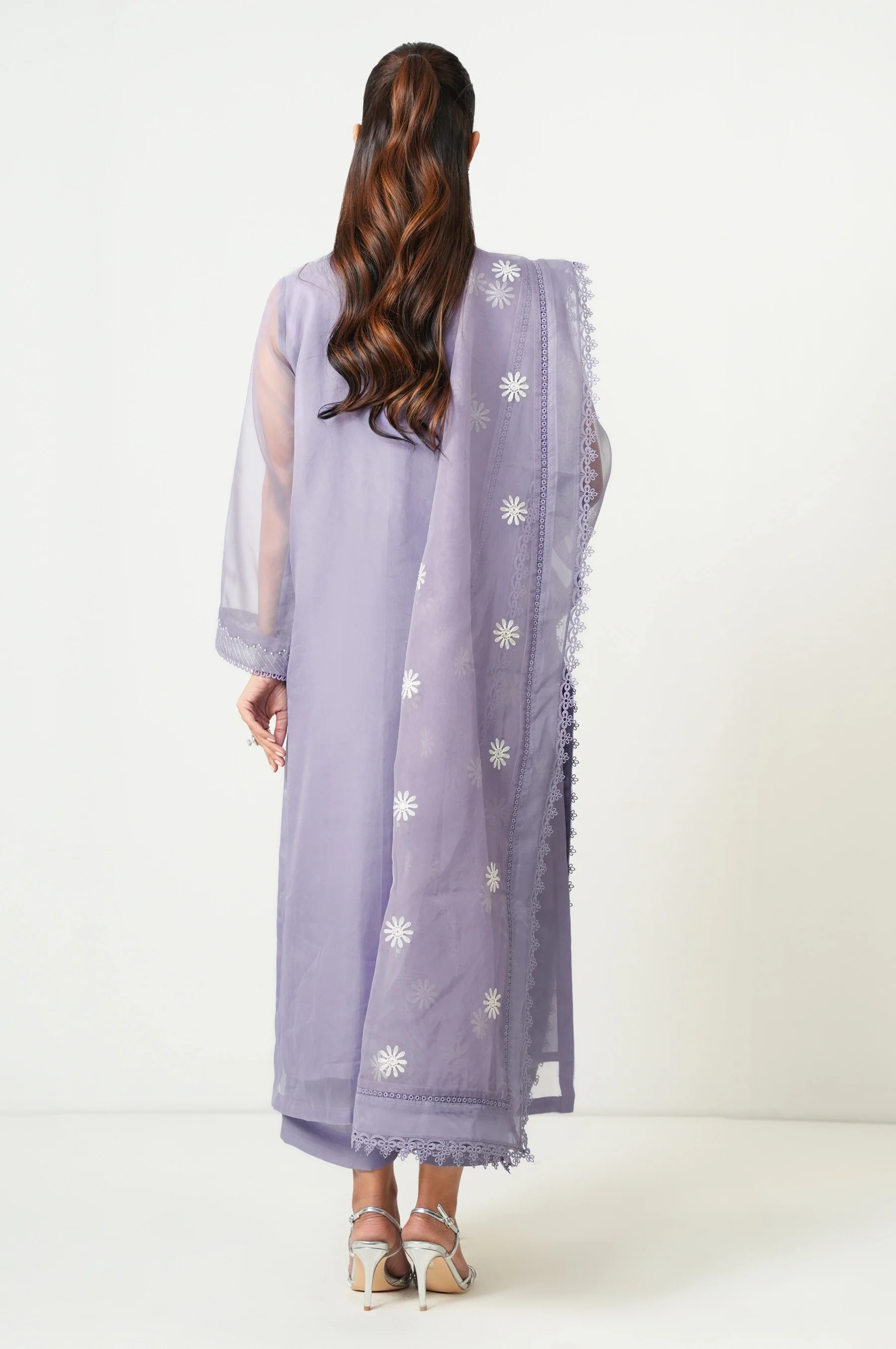 UNSTITCHED EMBROIDERED SUIT - Image 3