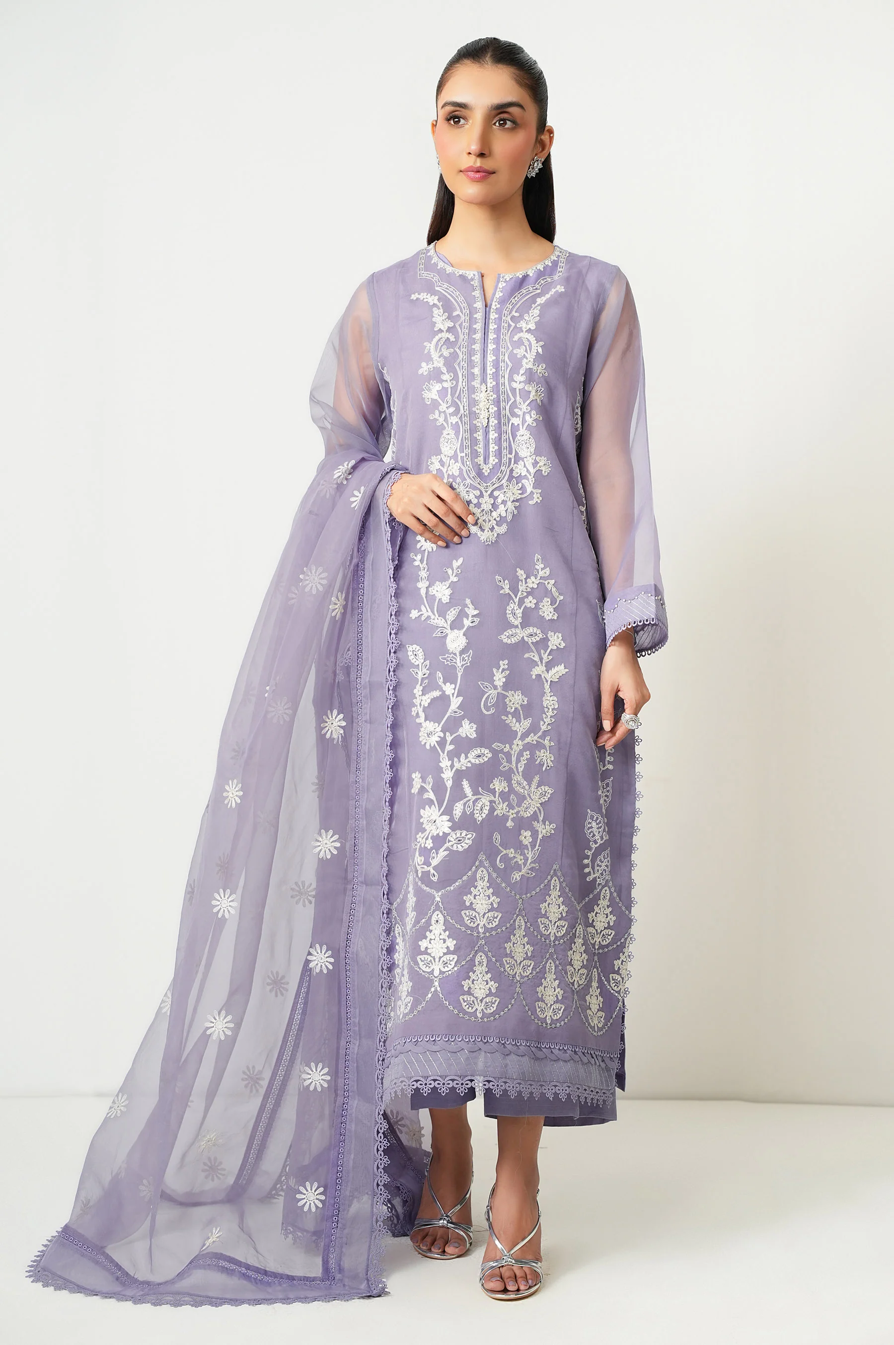 UNSTITCHED EMBROIDERED SUIT - Image 4