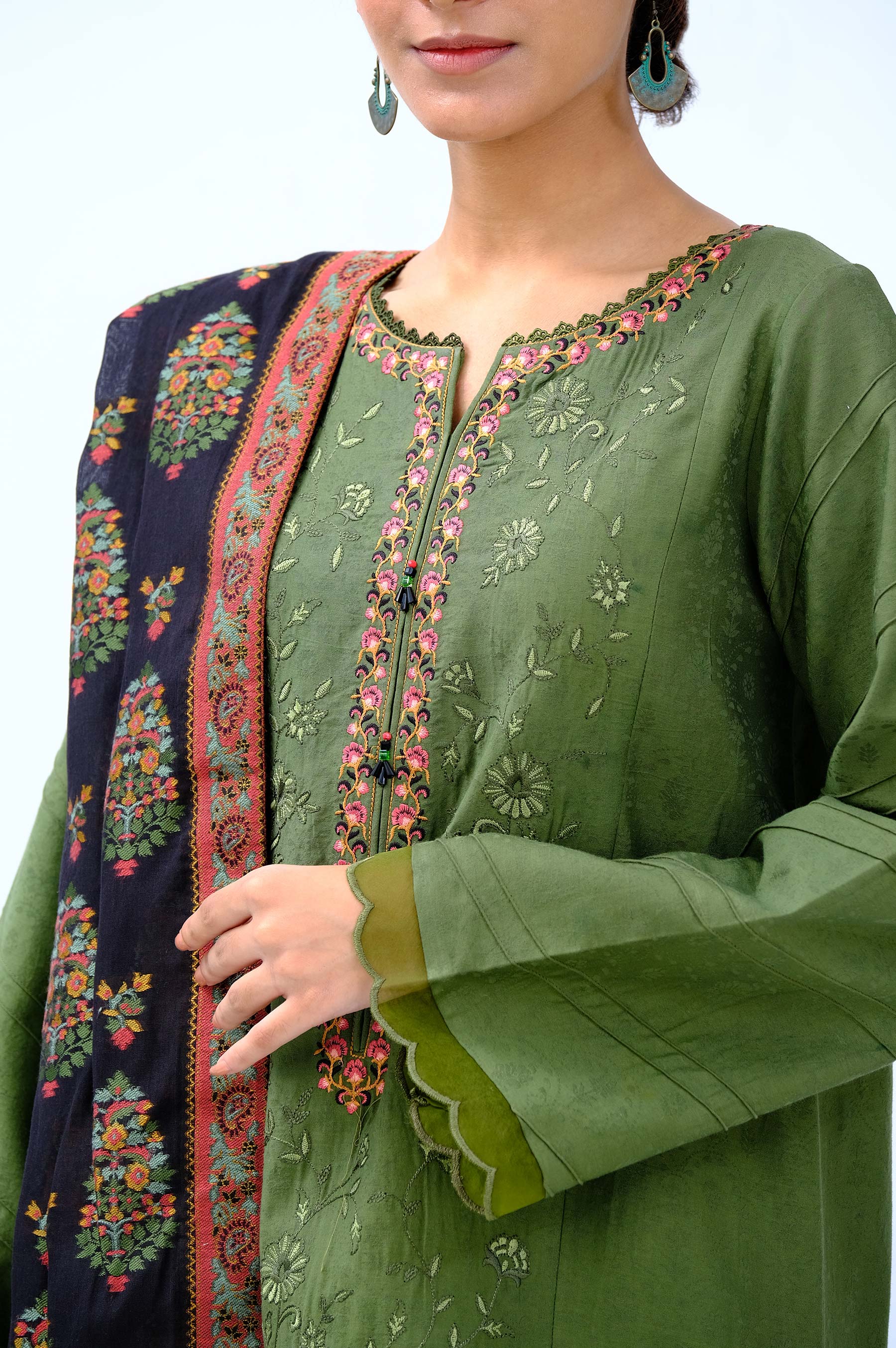 Unstitched 3 Piece Embroidered Satin Jacquard Suit - Image 6