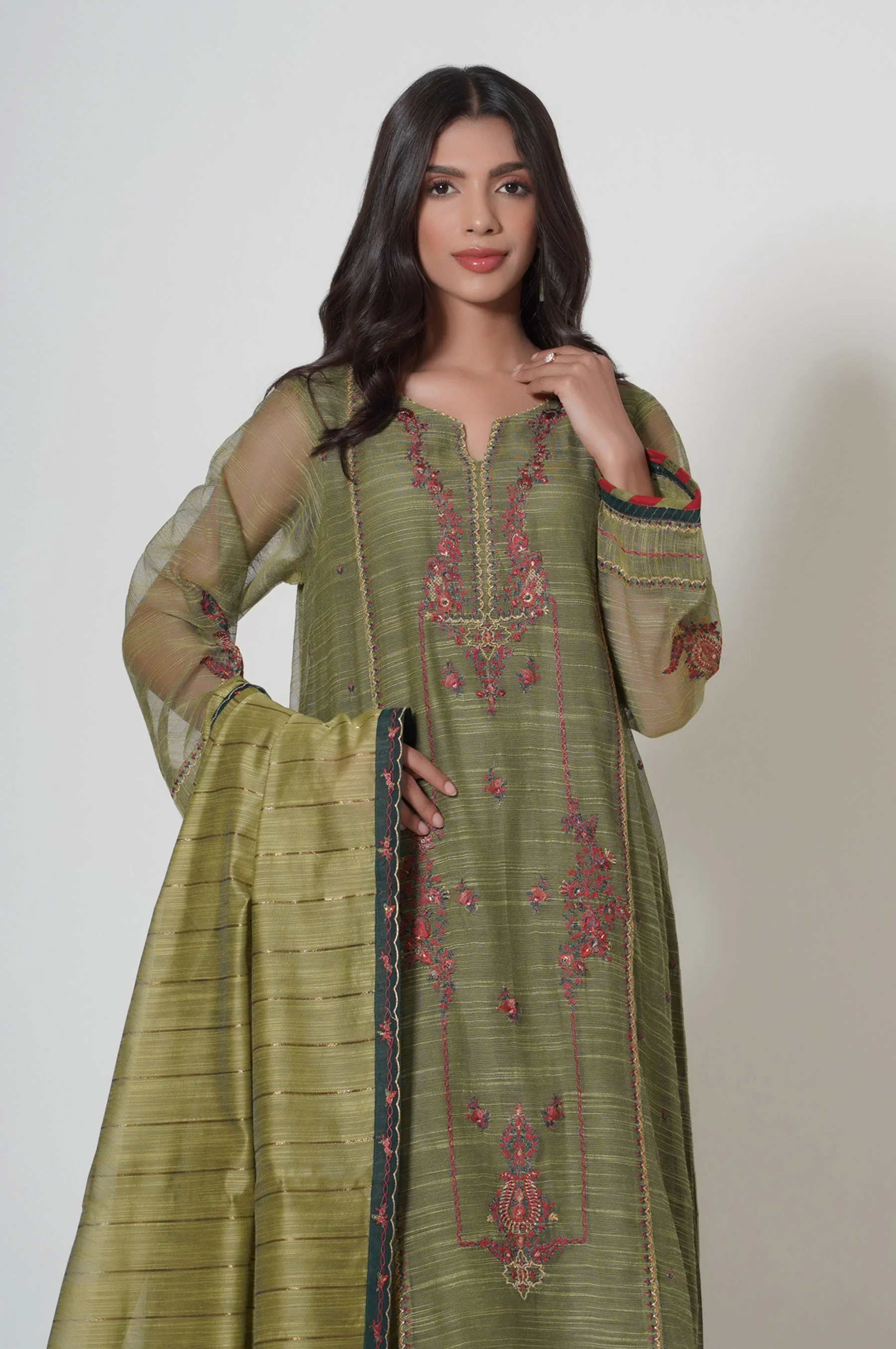 UNSTITCHED EMBROIDERED SUIT - Image 2