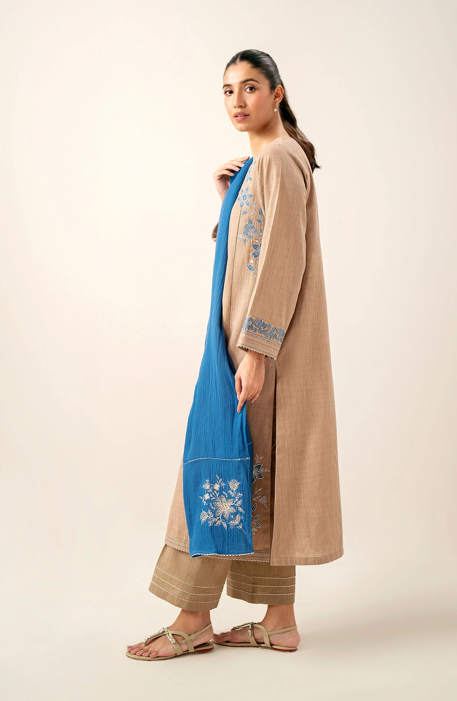 Unstitched 3 Piece Embroidered Slub Lawn with Cotton Net Dupatta - Image 3