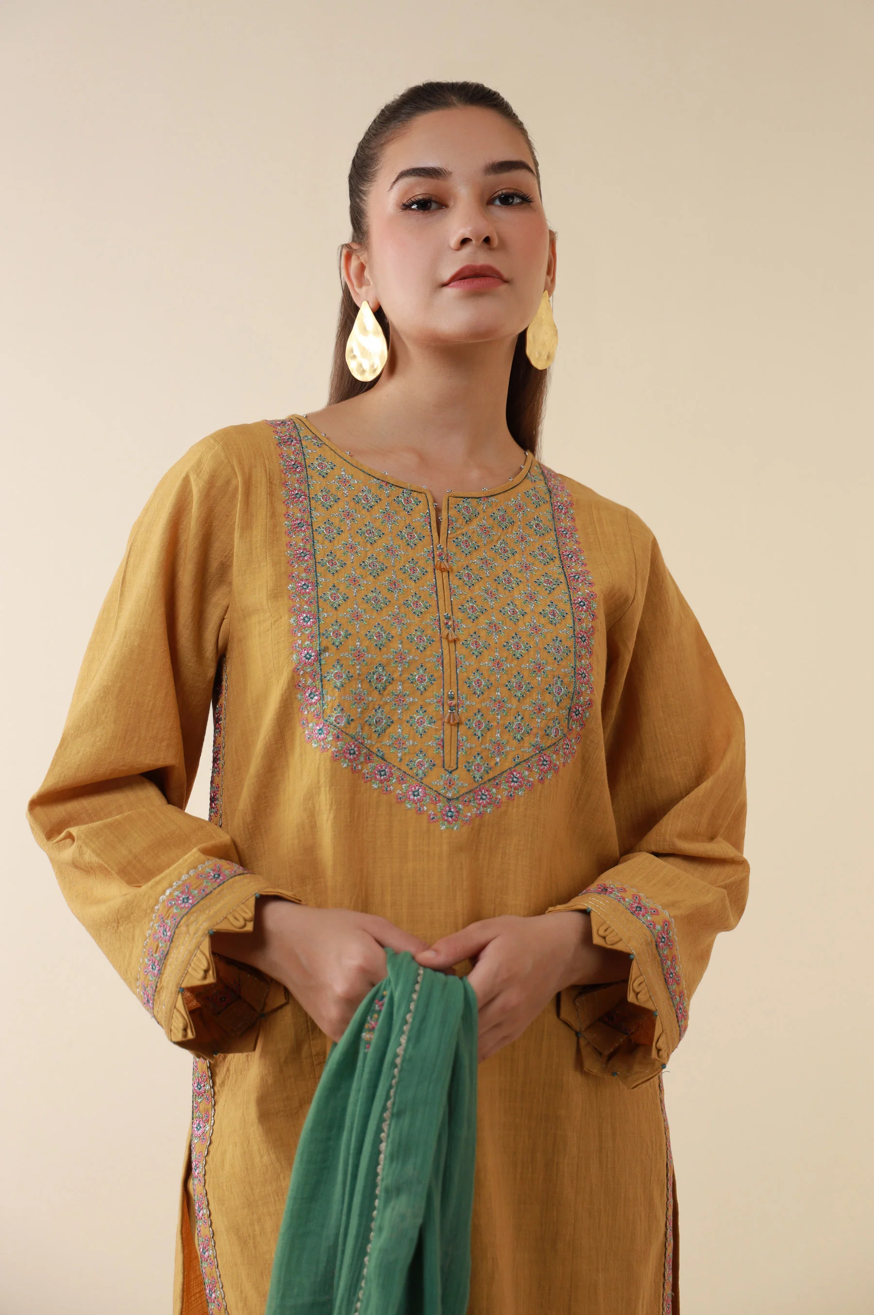 Unstitched 3 Piece Embroidered Textured Lawn Suit - Image 3