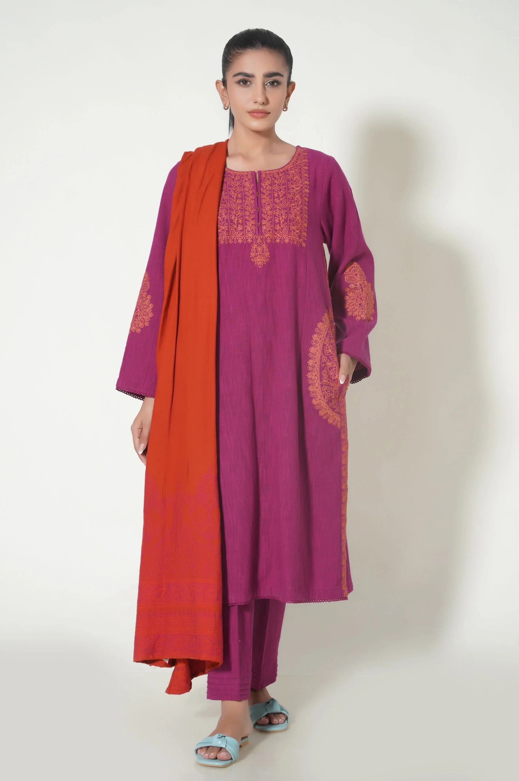 Unstitched 3 Piece Embroidered Thai Khaddar Suit